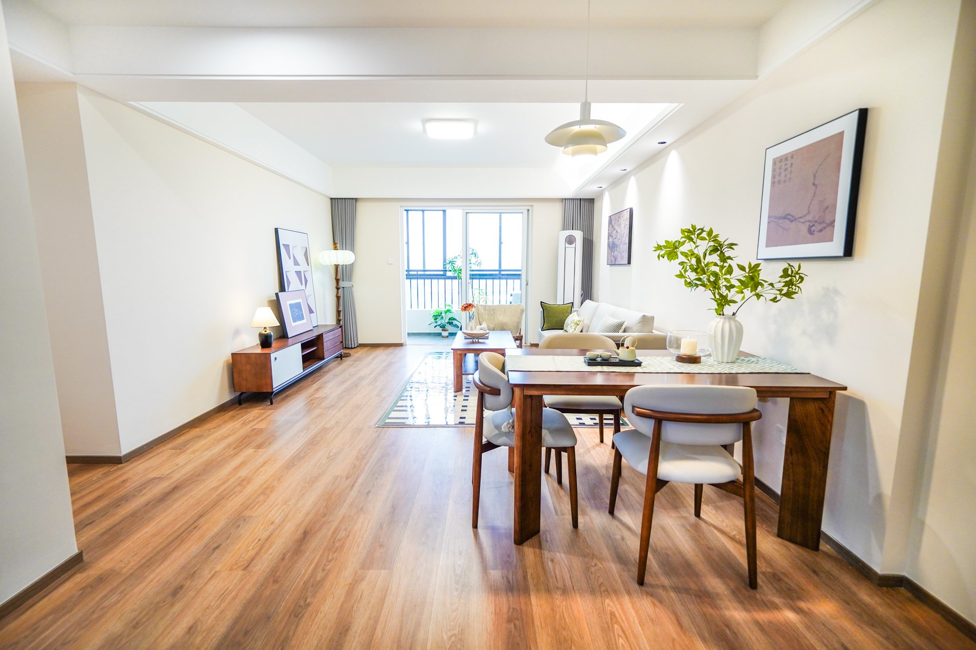 3室2厅1厨2卫1阳