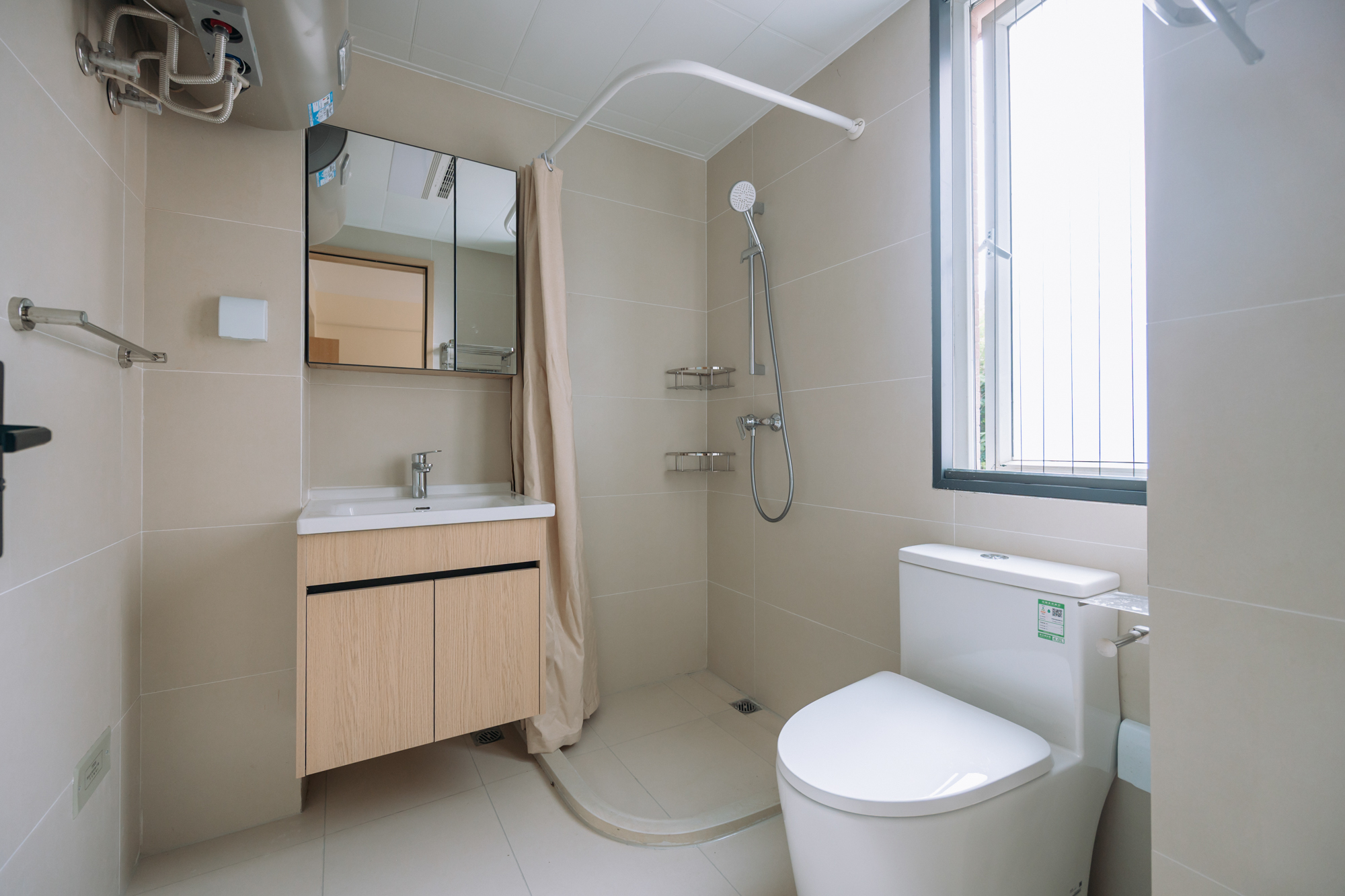 4室2厅2阳1厨2卫 · 后坂新城三区