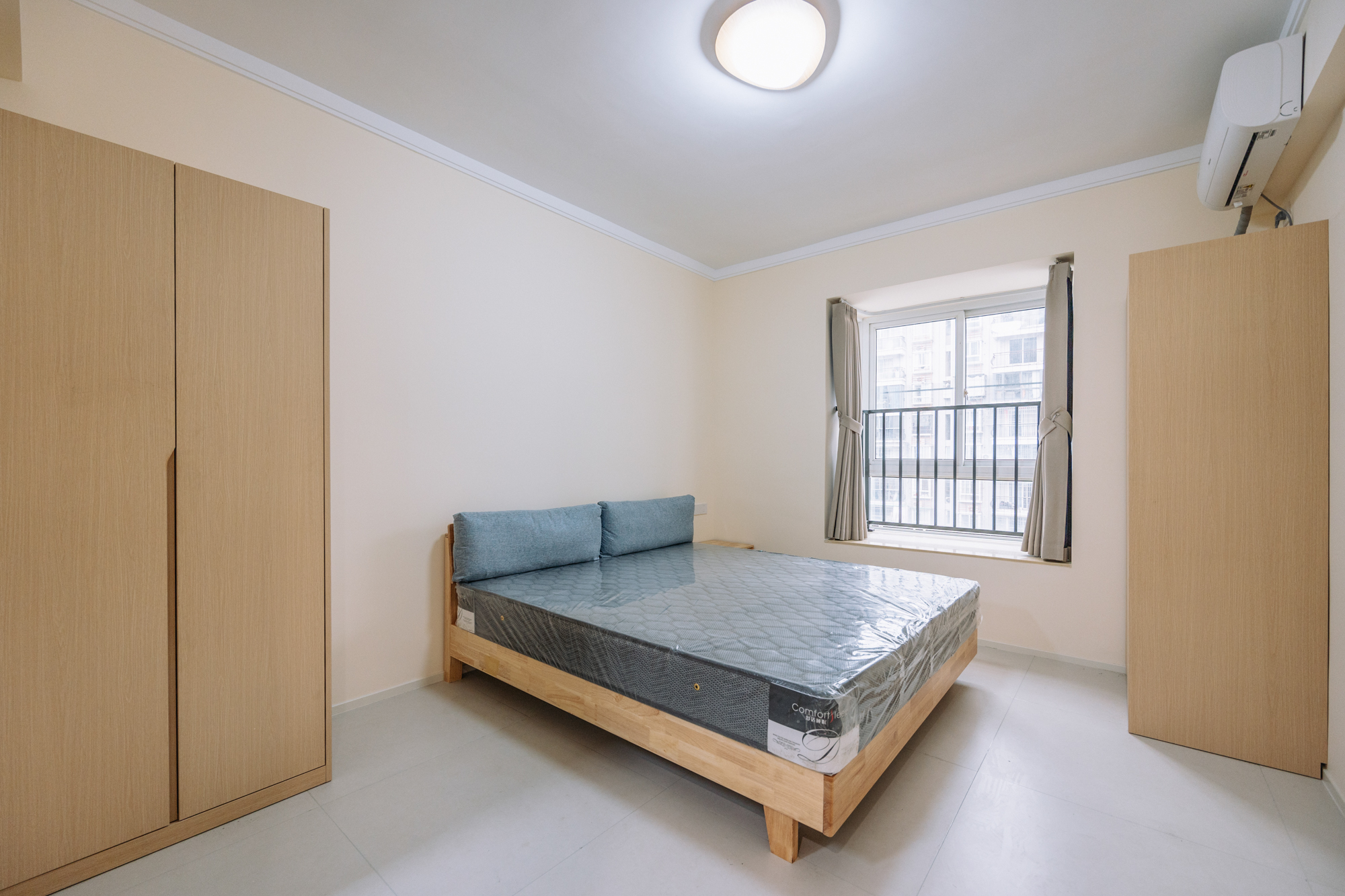 3室2厅2阳1厨2卫 · 浦新小区