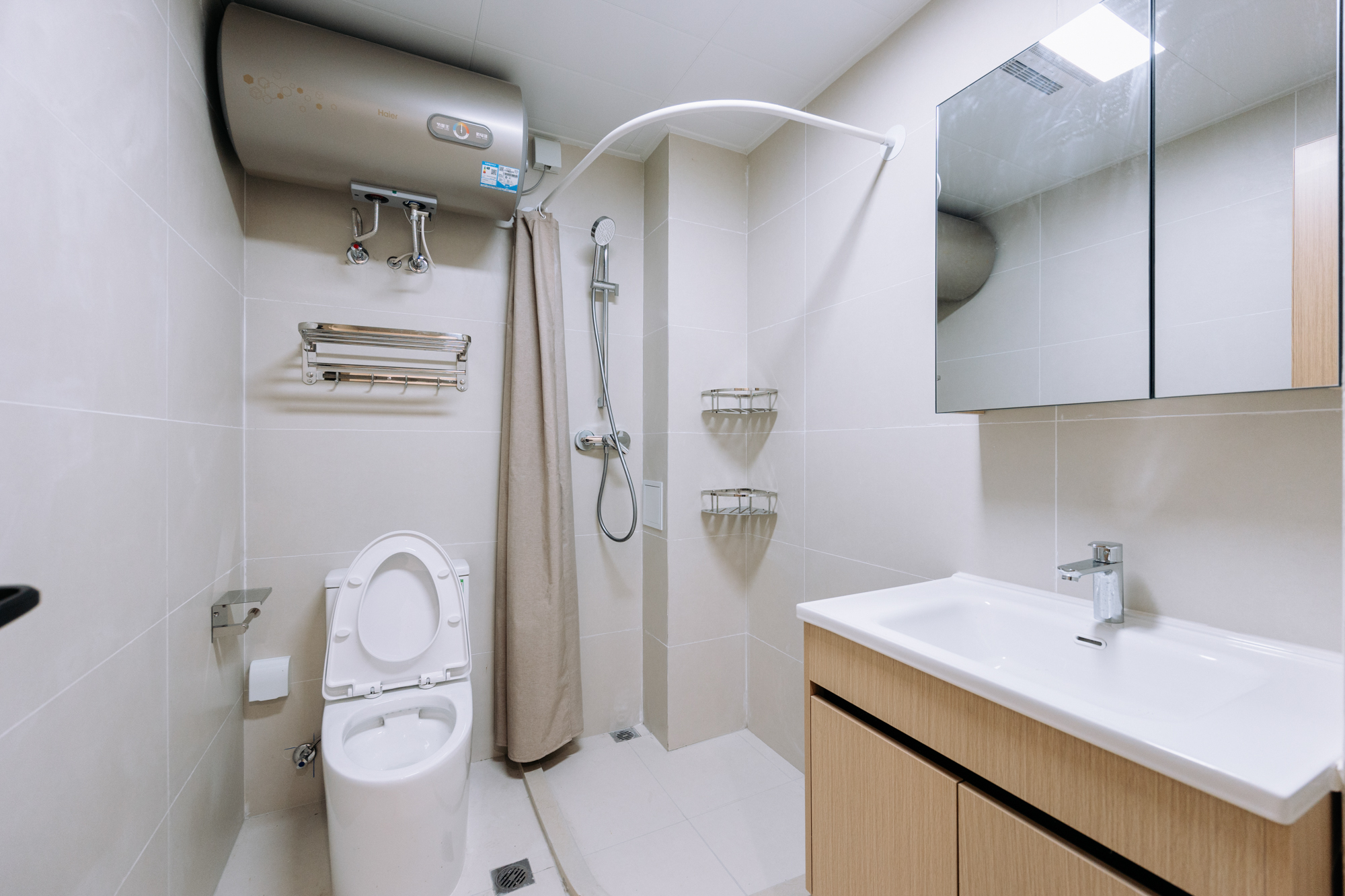 2室2厅1阳1厨1卫 · 浦新小区