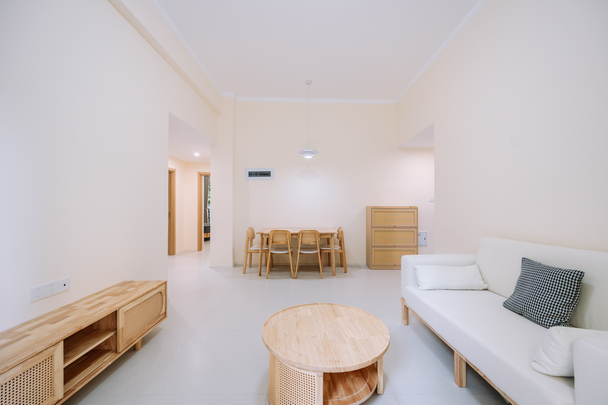 3室2厅2阳1厨1卫 · 浦新小区