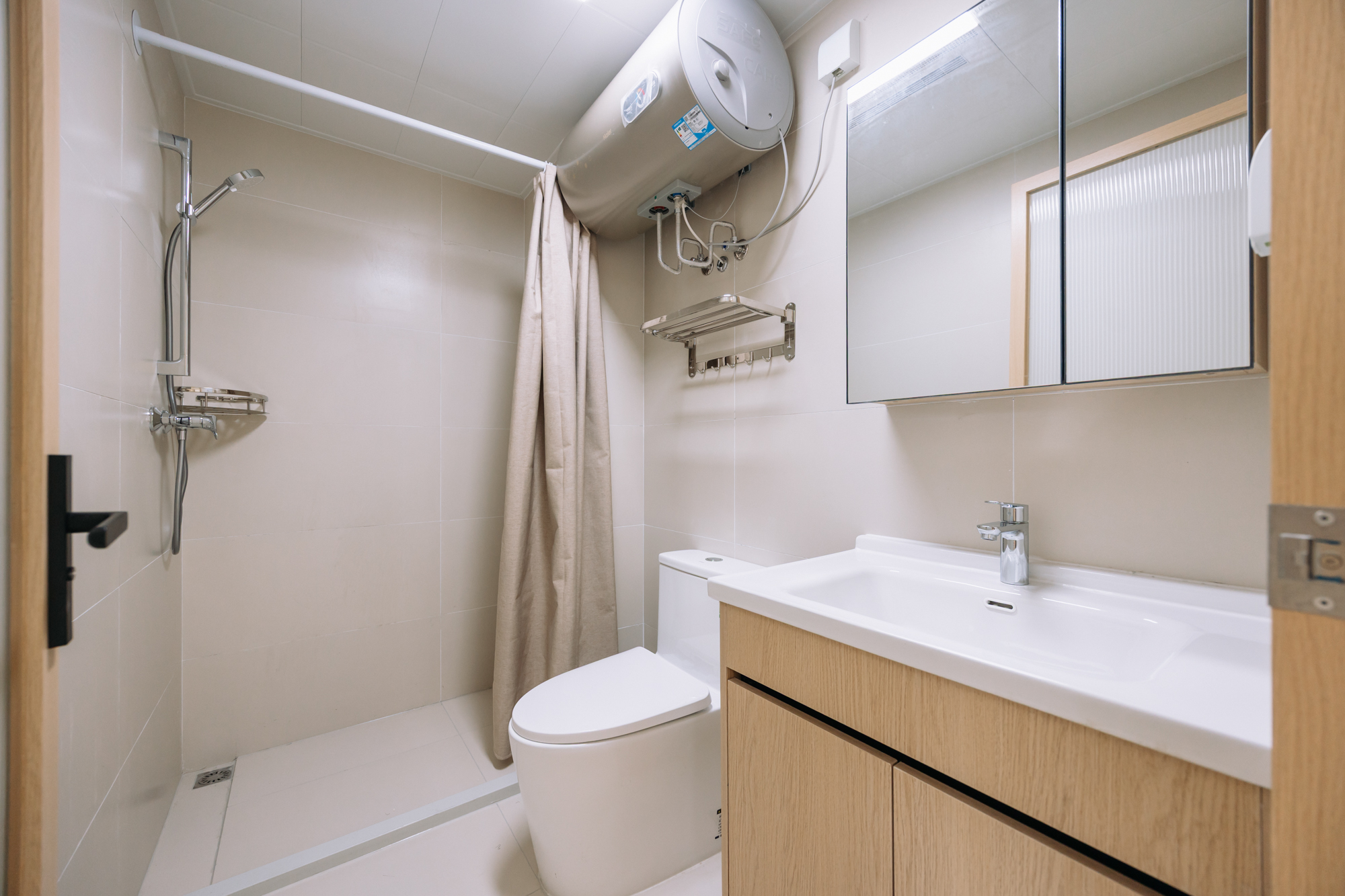 2室2厅1厨2卫3阳 · 盛世星城