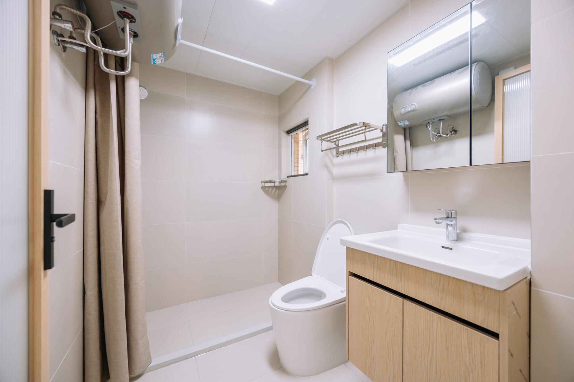 2室2厅1厨2卫3阳 · 盛世星城