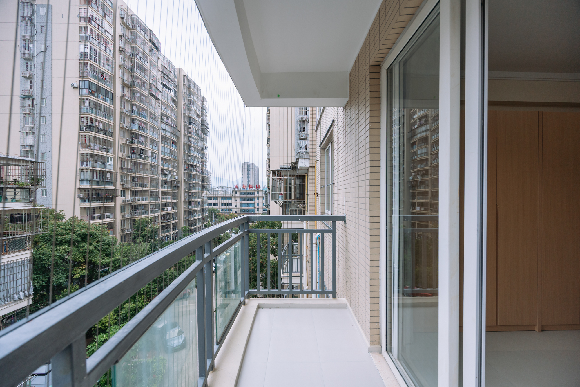 2室2厅1厨2卫3阳 · 盛世星城