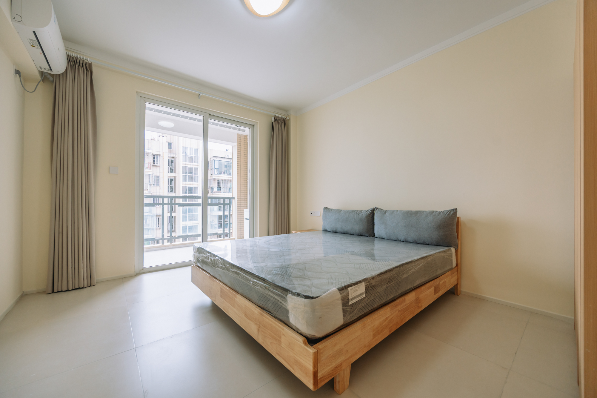 3室2厅1厨2卫1阳 · 盛世星城