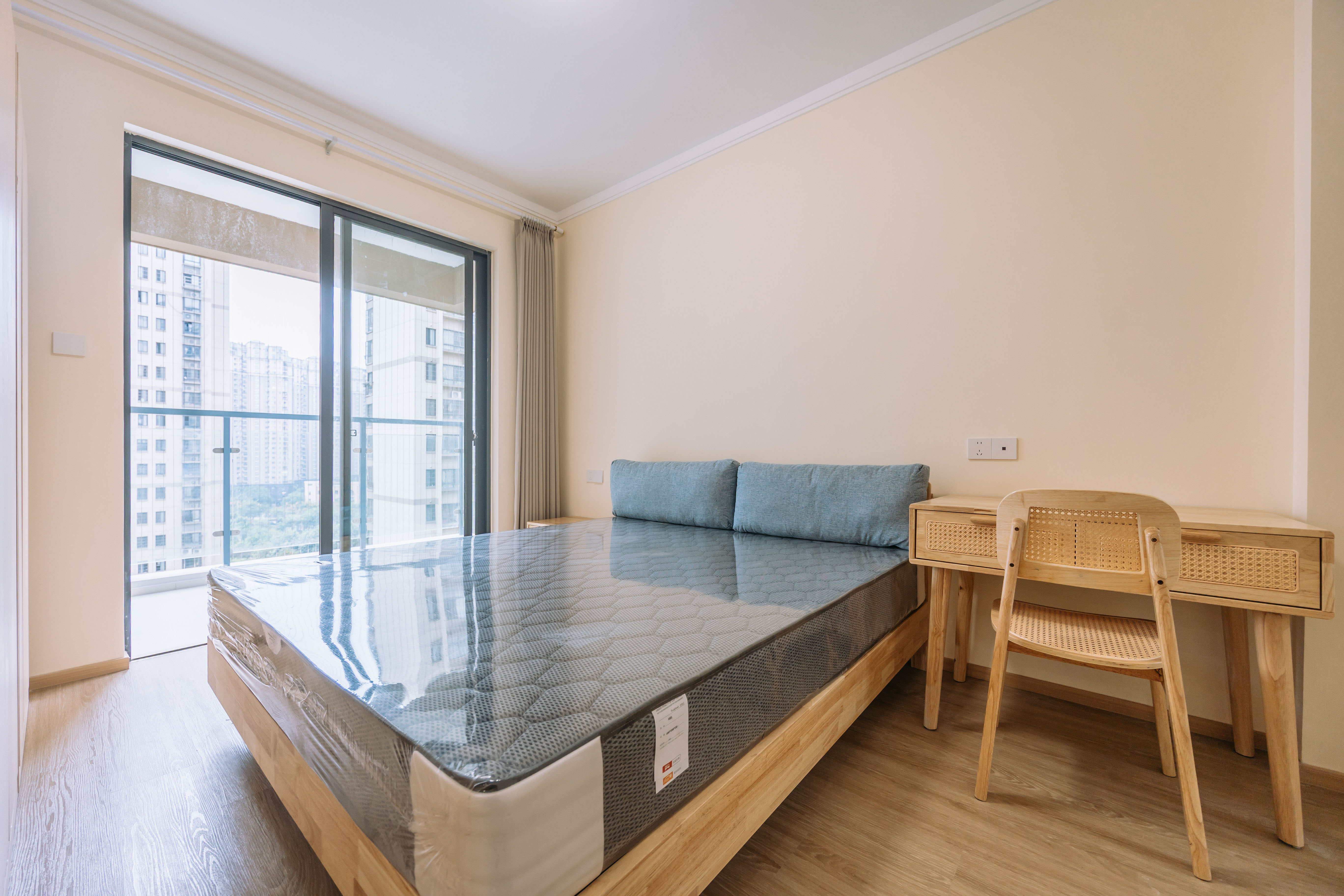 4室2厅2阳1厨2卫 · 金凤新苑