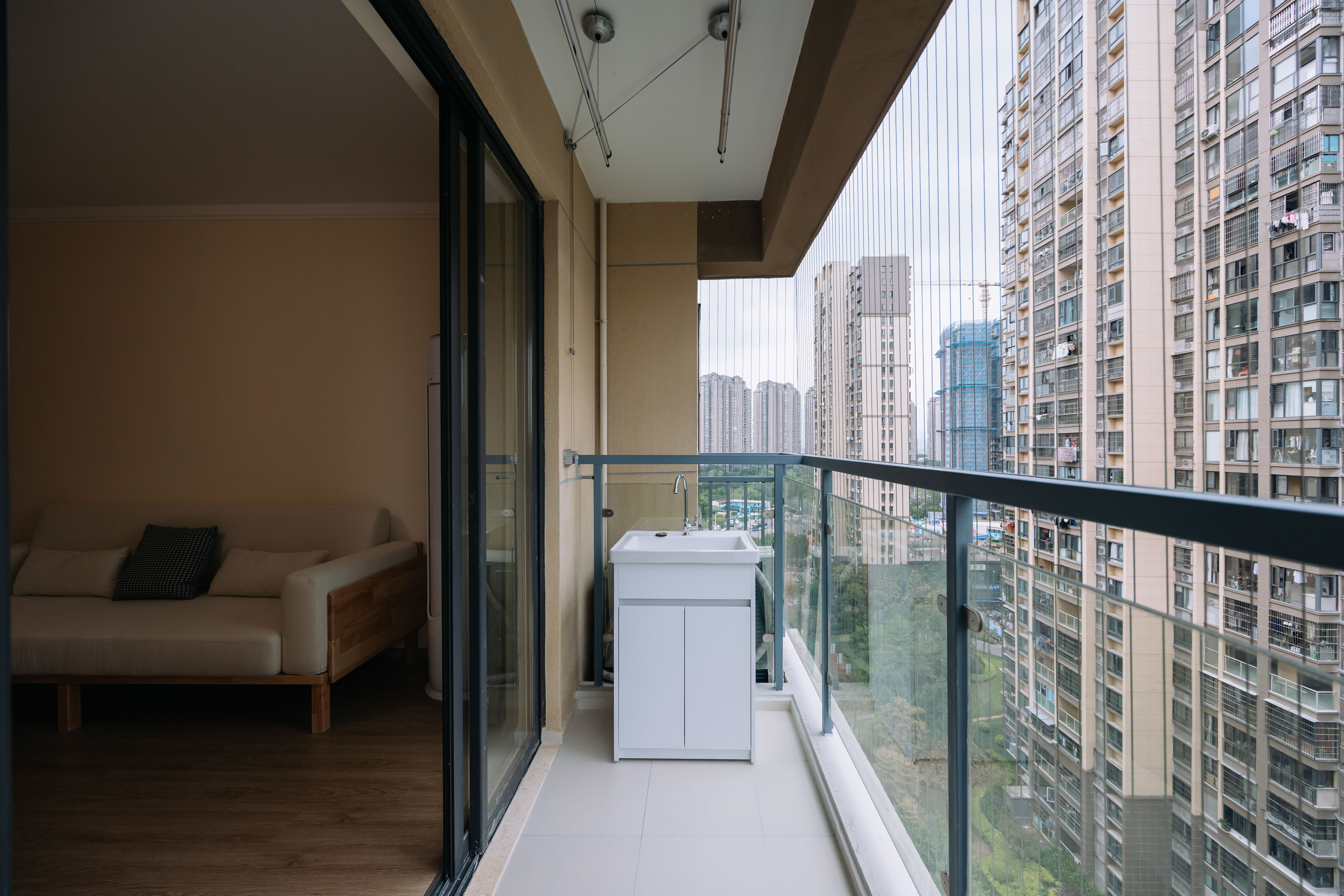 4室2厅2阳1厨2卫 · 金凤新苑