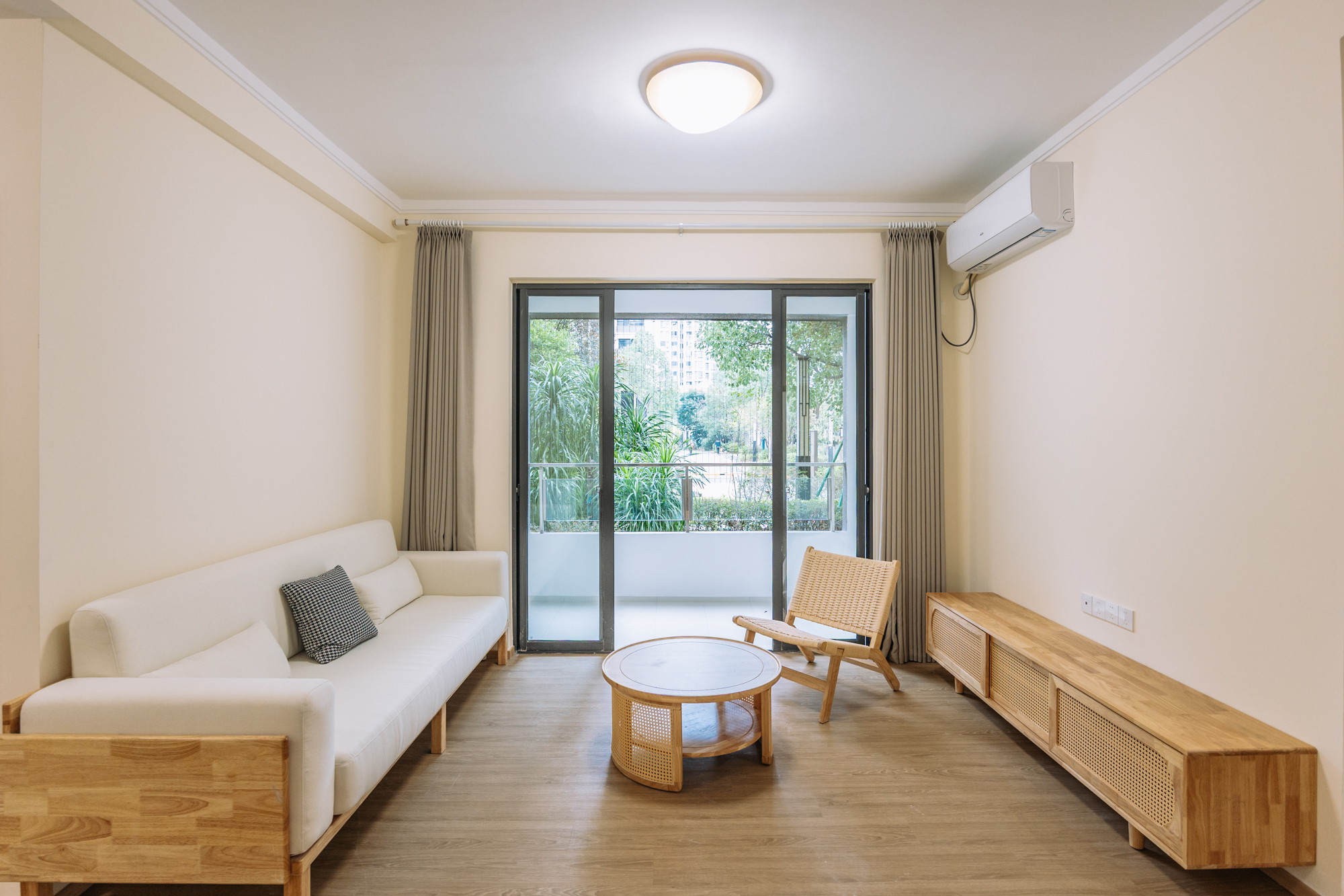 3室2厅2阳1厨2卫