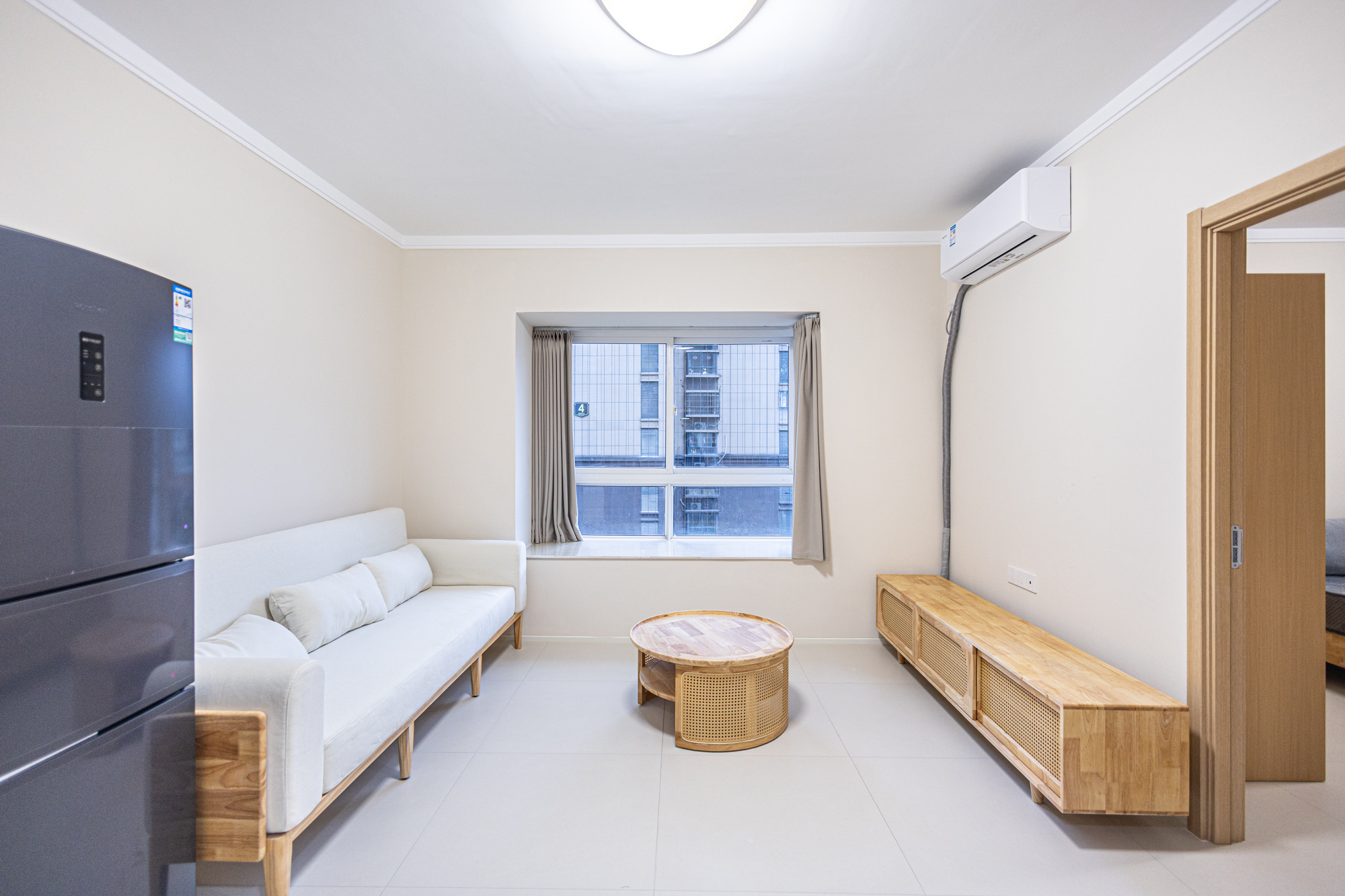 3室2厅1厨1卫1阳