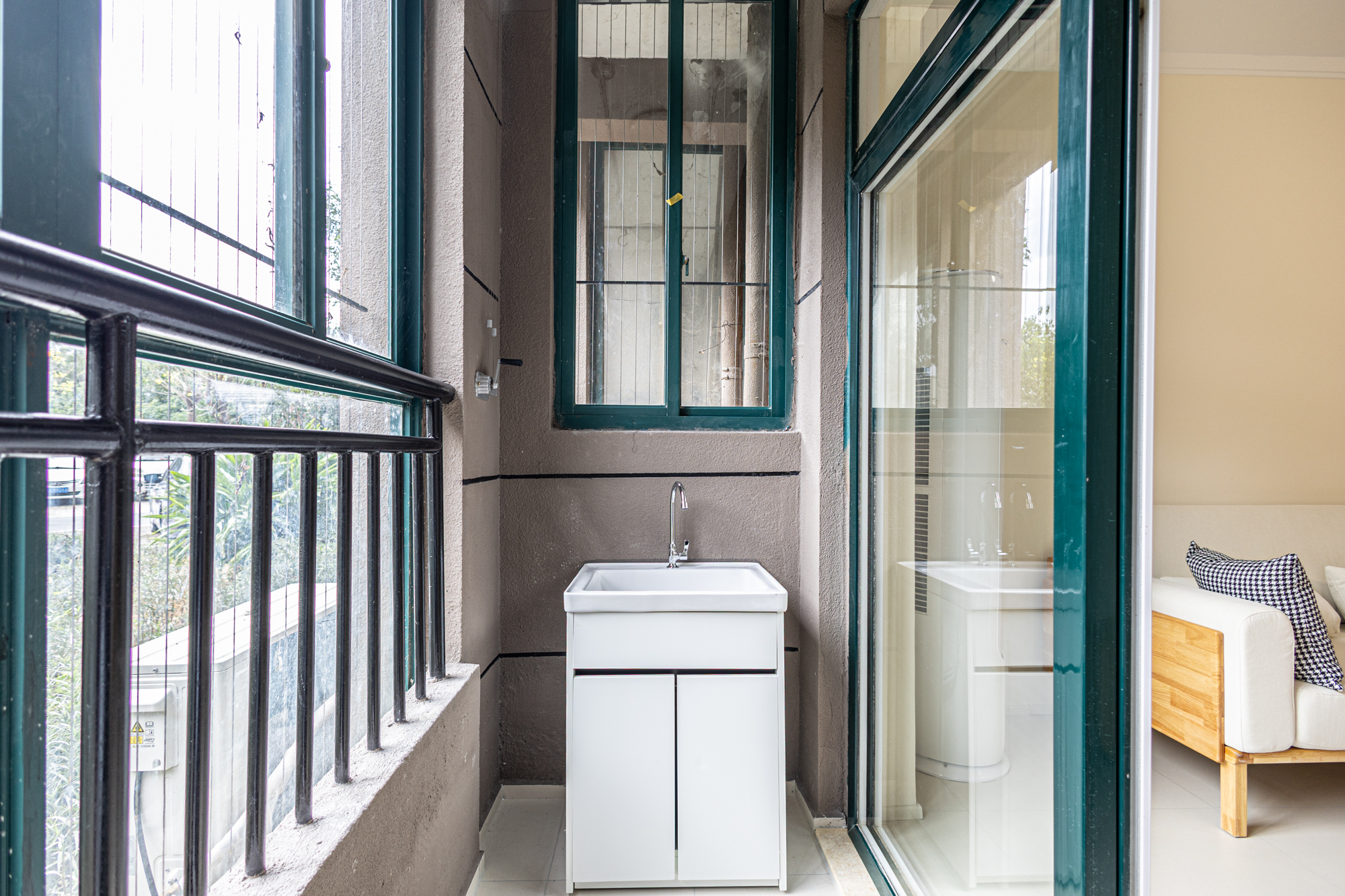 3室2厅1阳1厨1卫 · 后坂新城一区