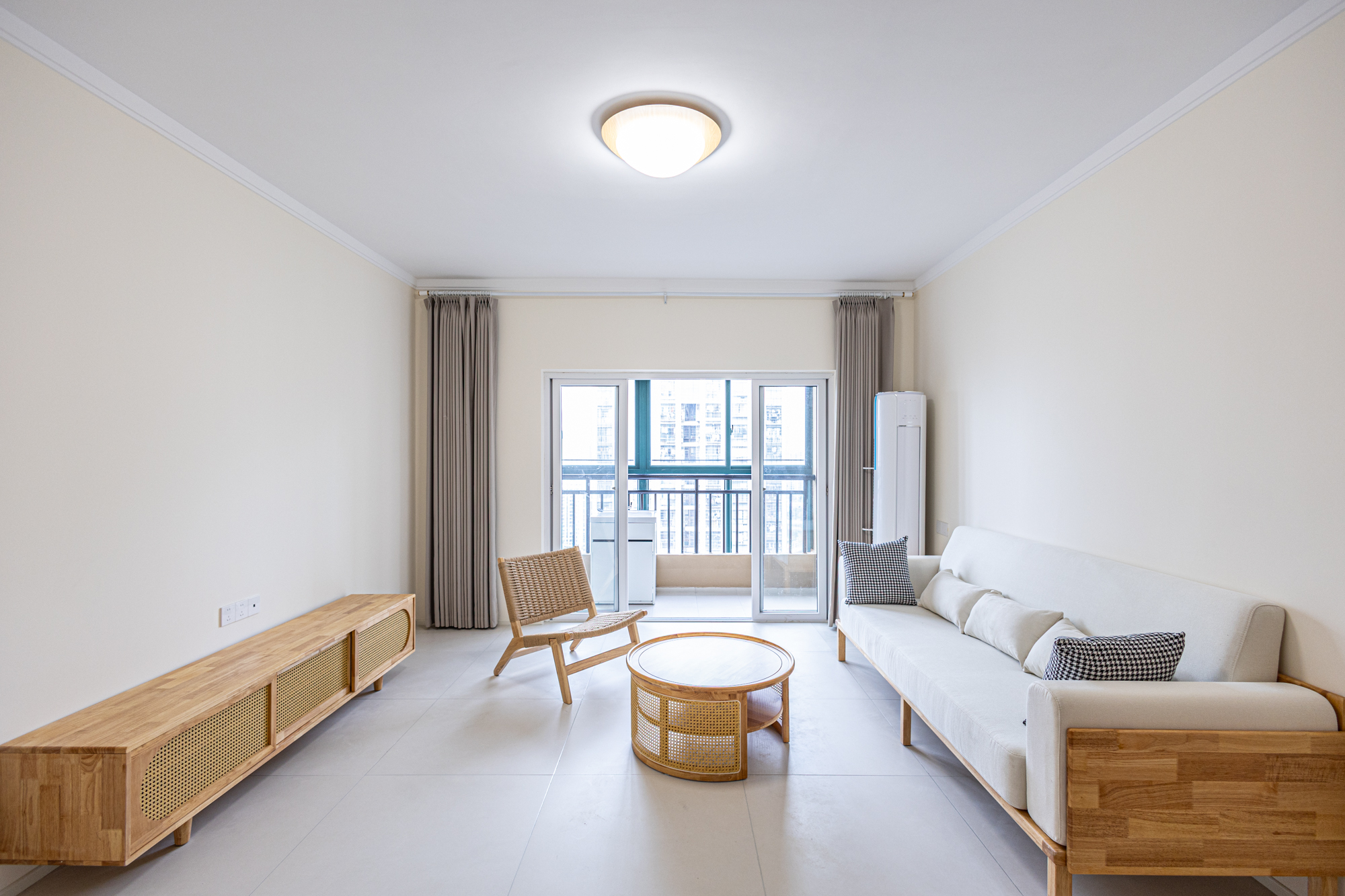 3室2厅2阳1厨2卫