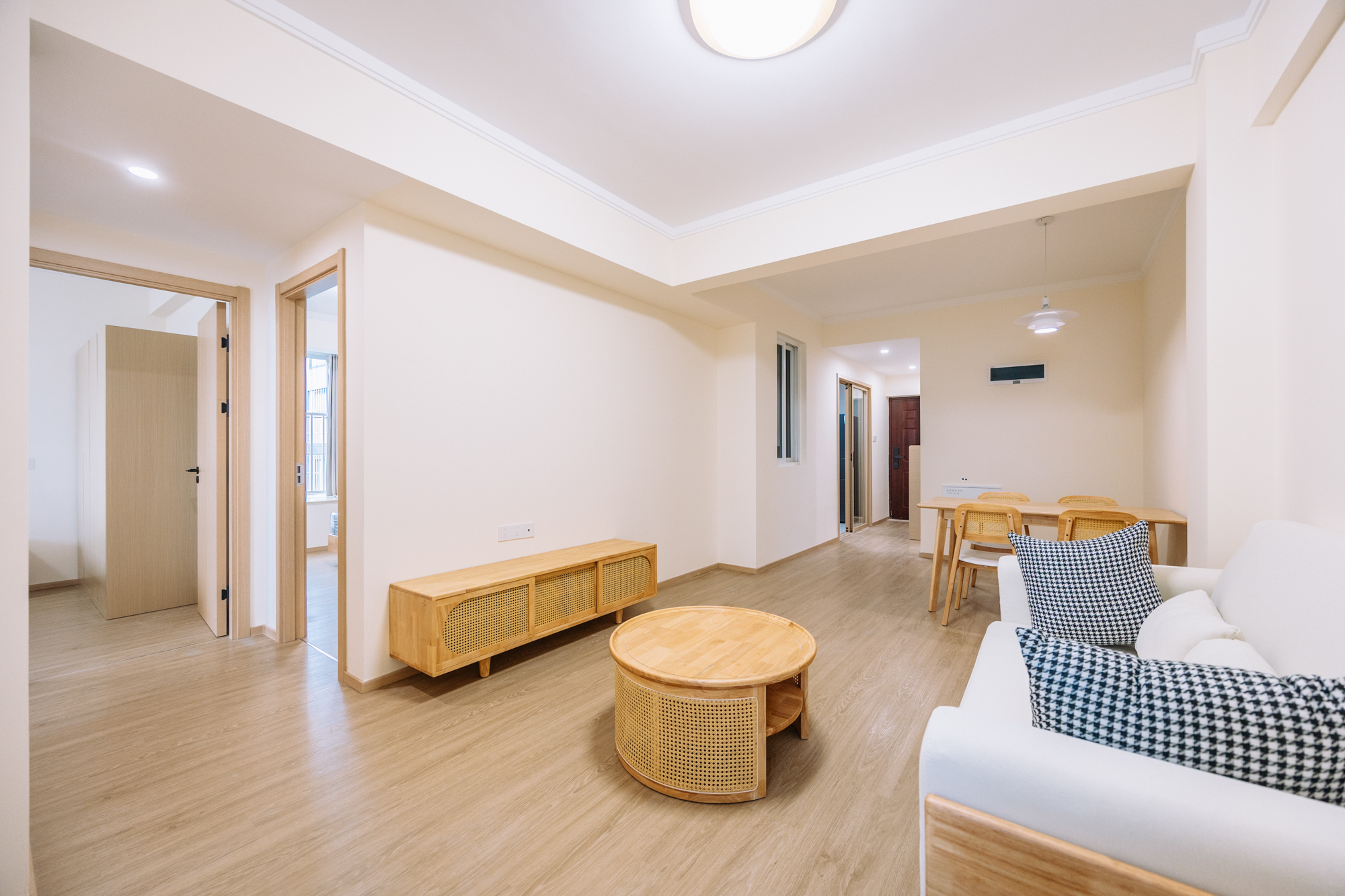 3室2厅1阳1厨1卫 · 后坂新城四区