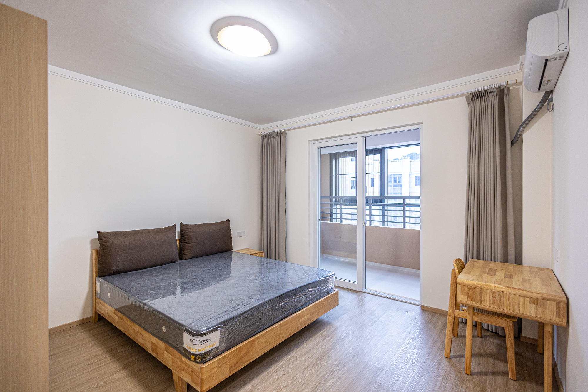 4室2厅2阳1厨2卫 · 迎霞新城