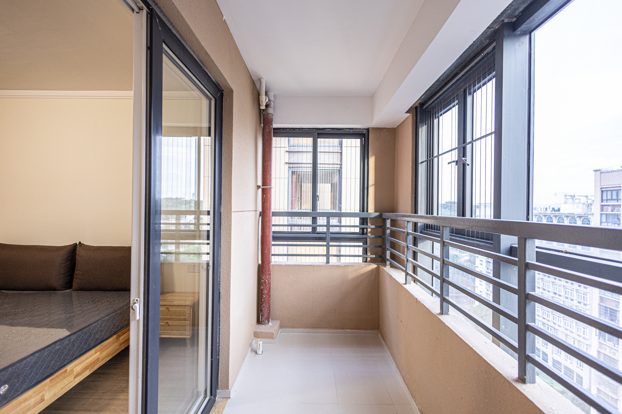 4室2厅2阳1厨2卫 · 迎霞新城