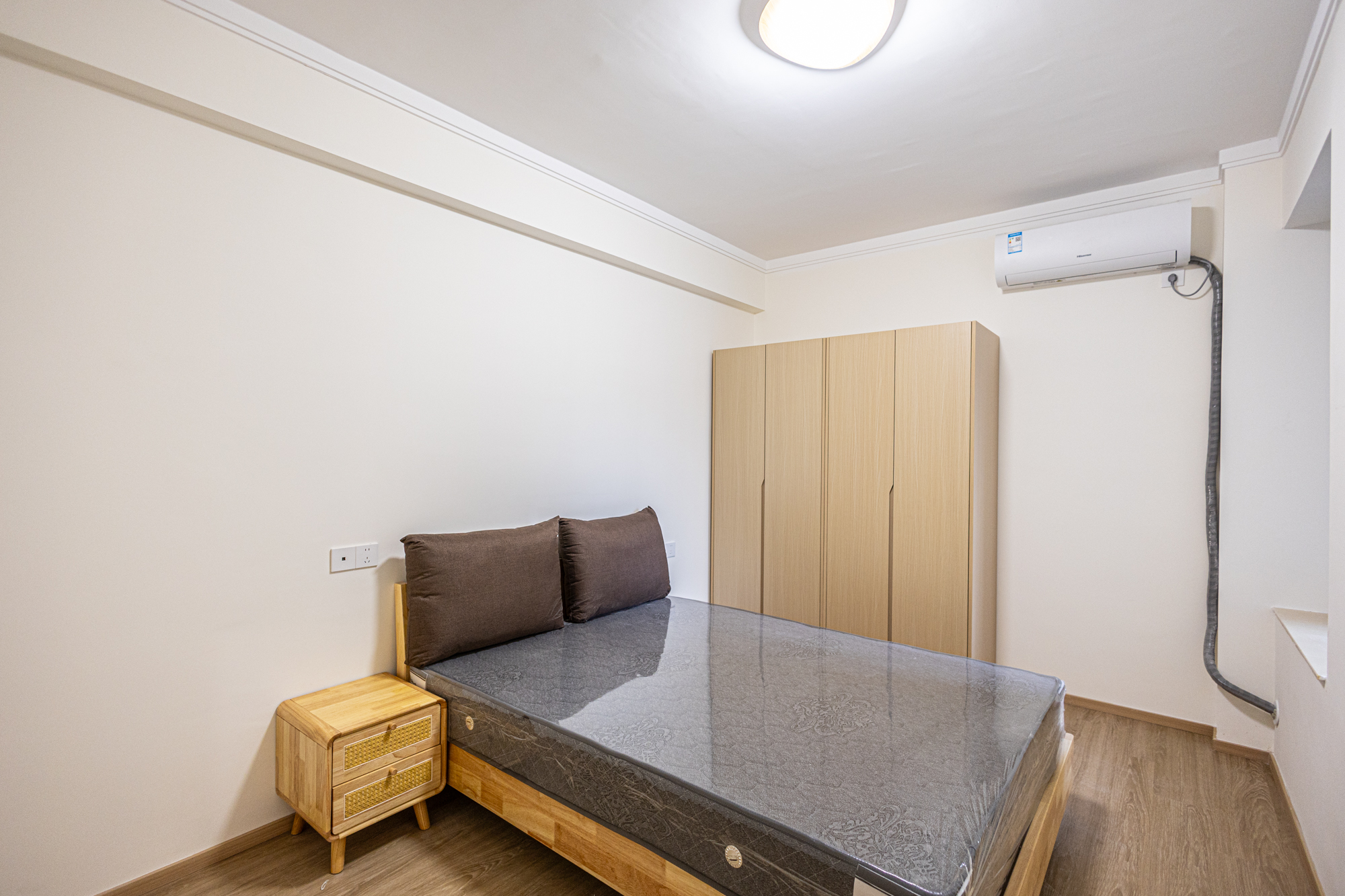 4室2厅2阳1厨2卫 · 迎霞新城