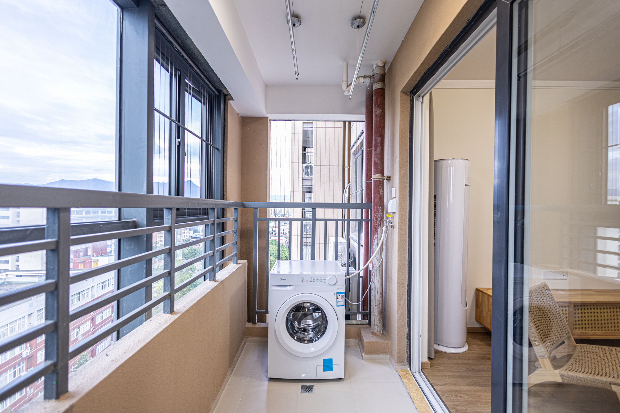 4室2厅2阳1厨2卫 · 迎霞新城