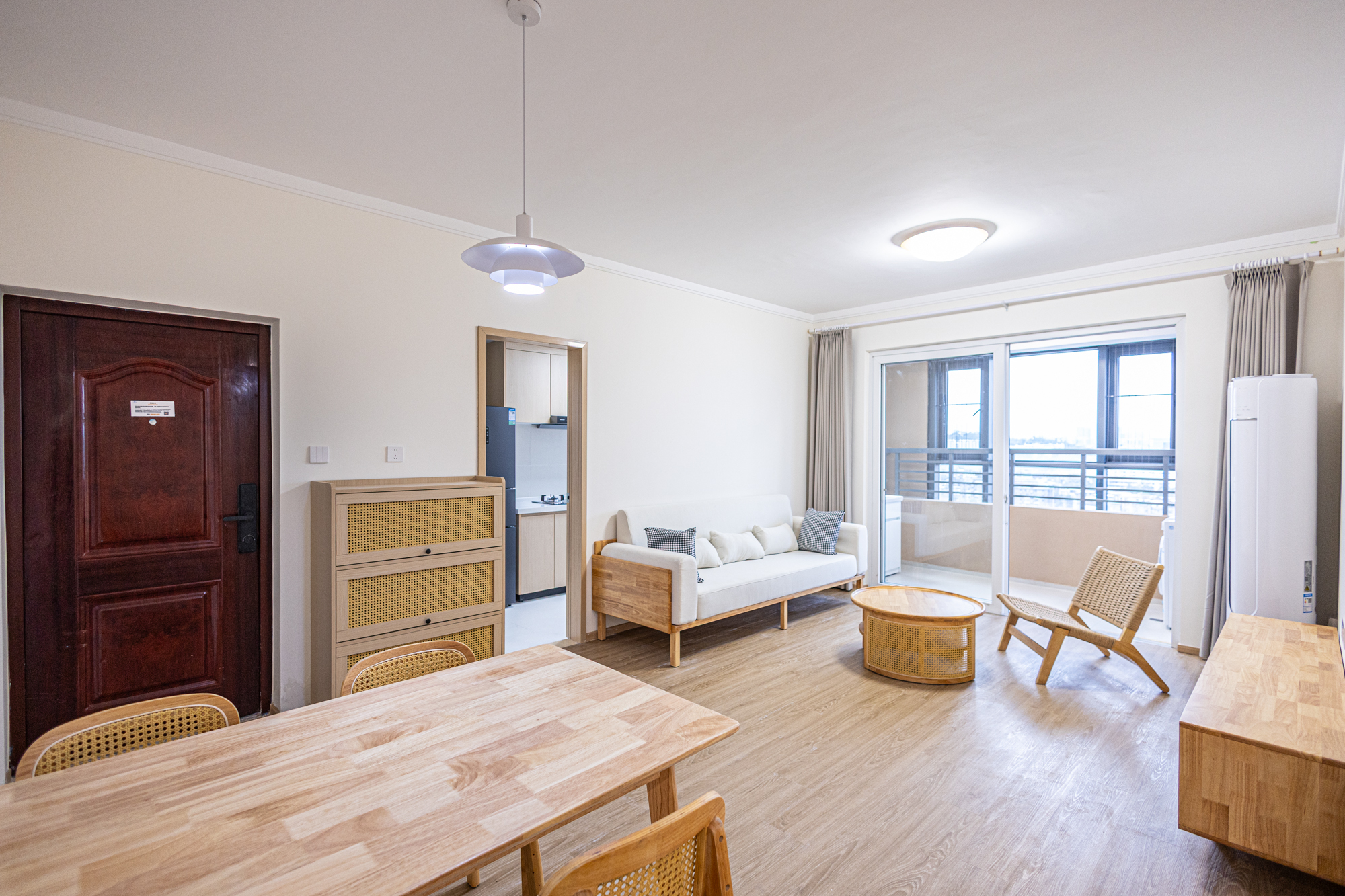 4室2厅2阳1厨2卫 · 迎霞新城