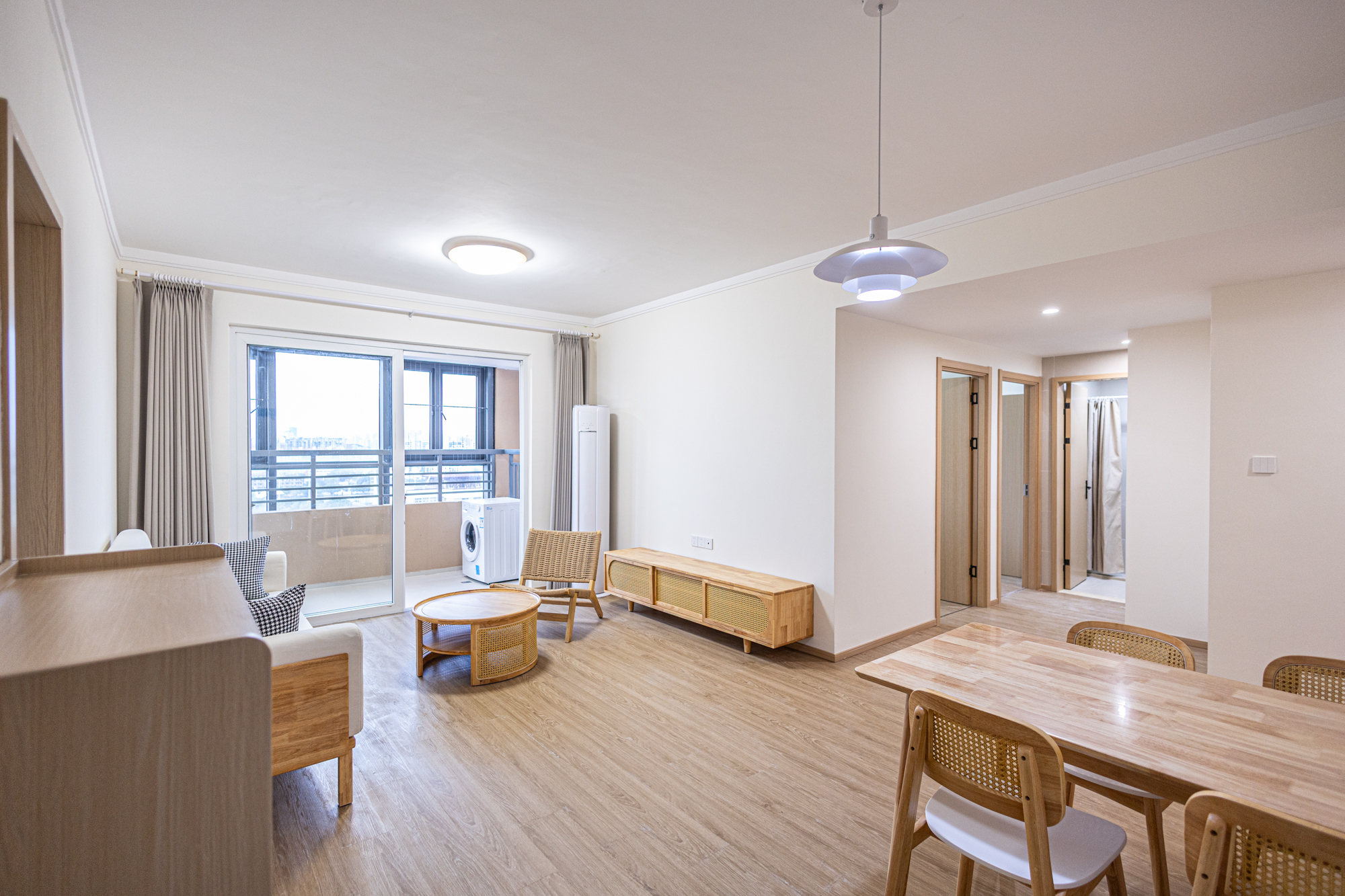 4室2厅2阳1厨2卫 · 迎霞新城