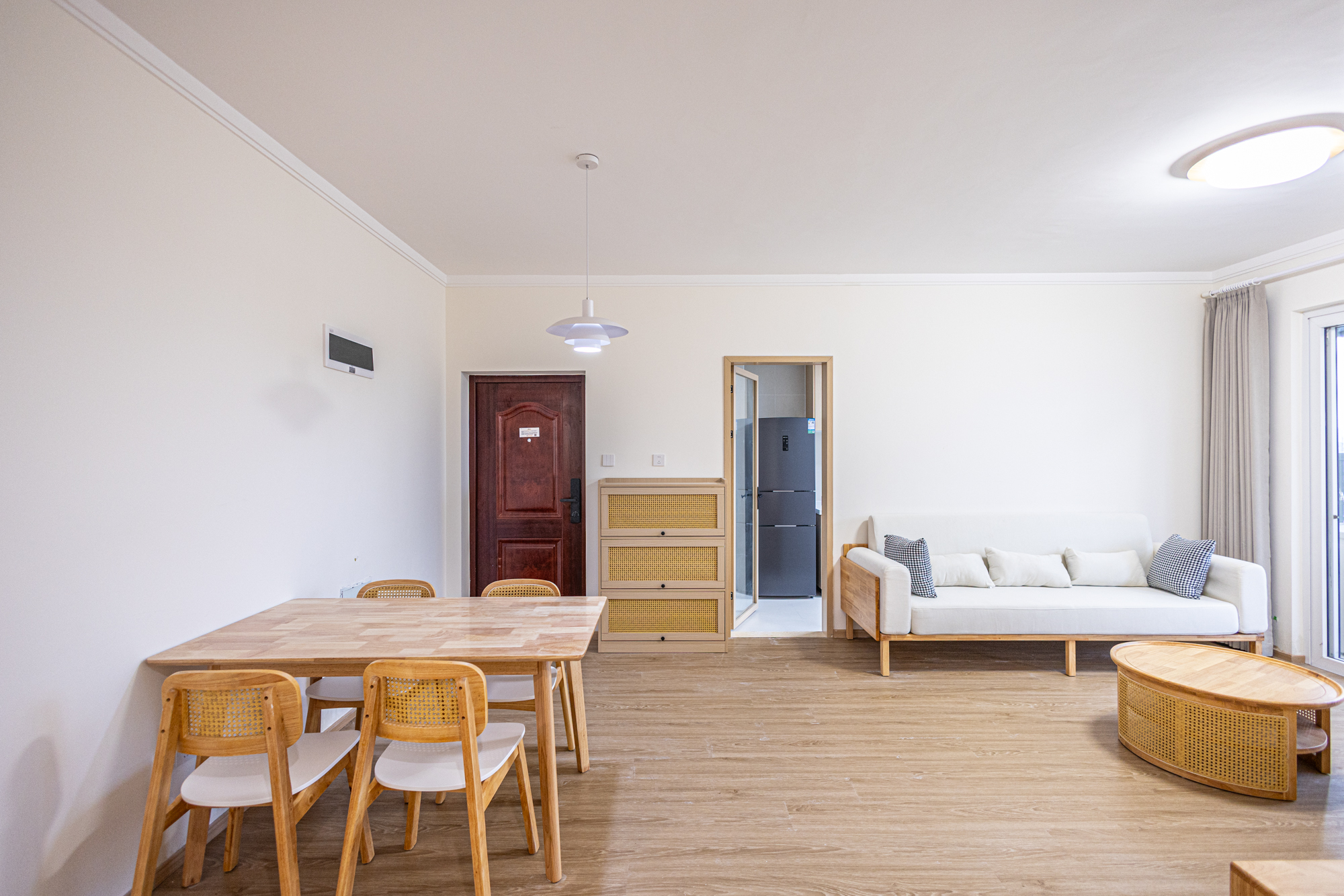 4室2厅2阳1厨2卫 · 迎霞新城