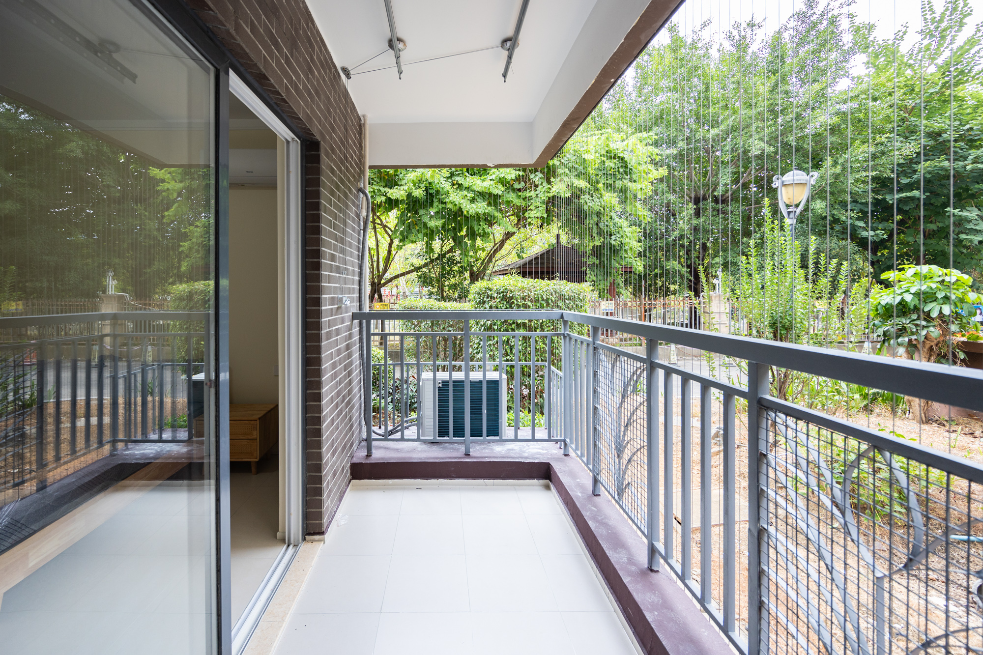 4室2厅1厨2卫2阳 · 官路小区