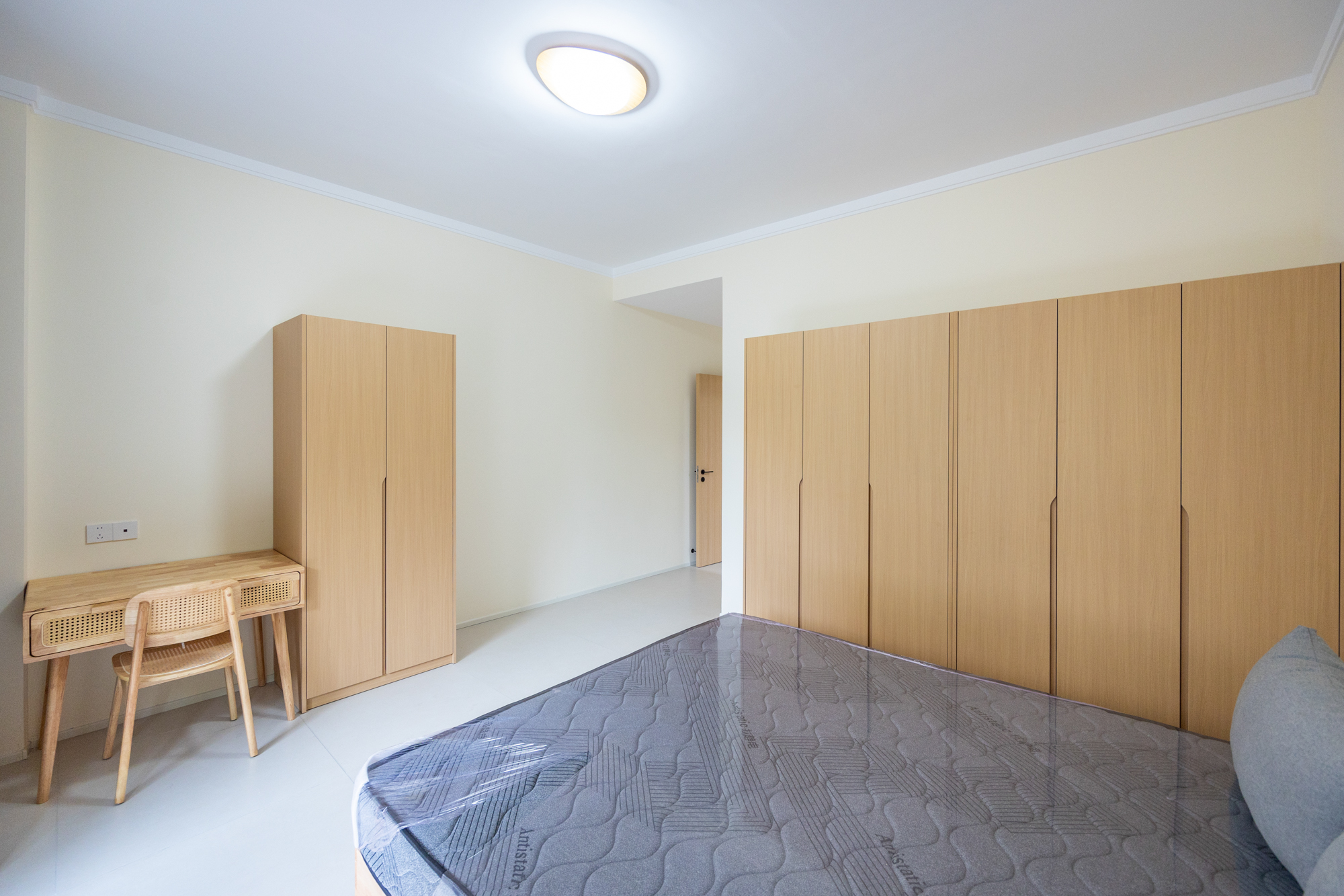 4室2厅1厨2卫2阳 · 官路小区