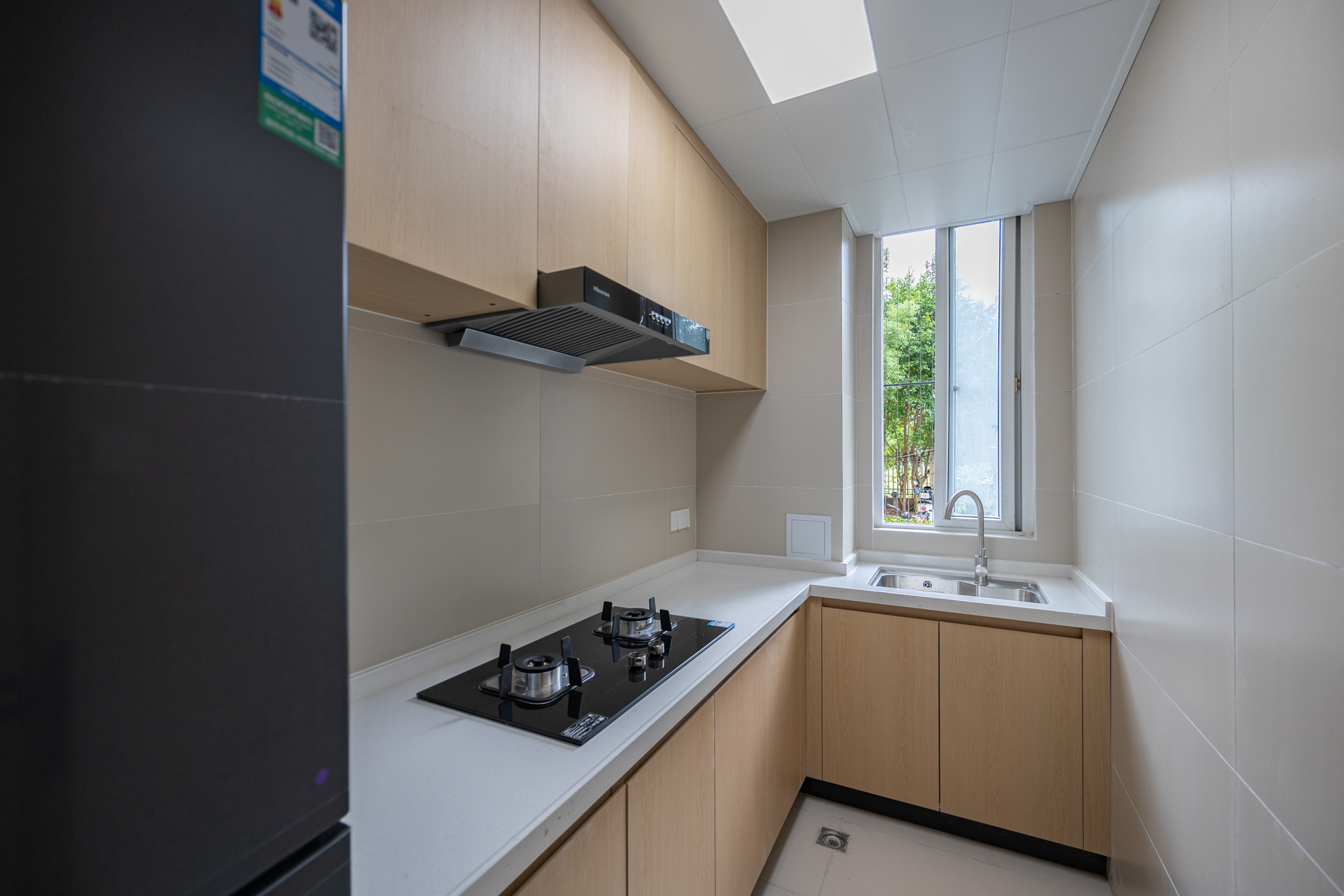 4室2厅1厨2卫2阳 · 官路小区