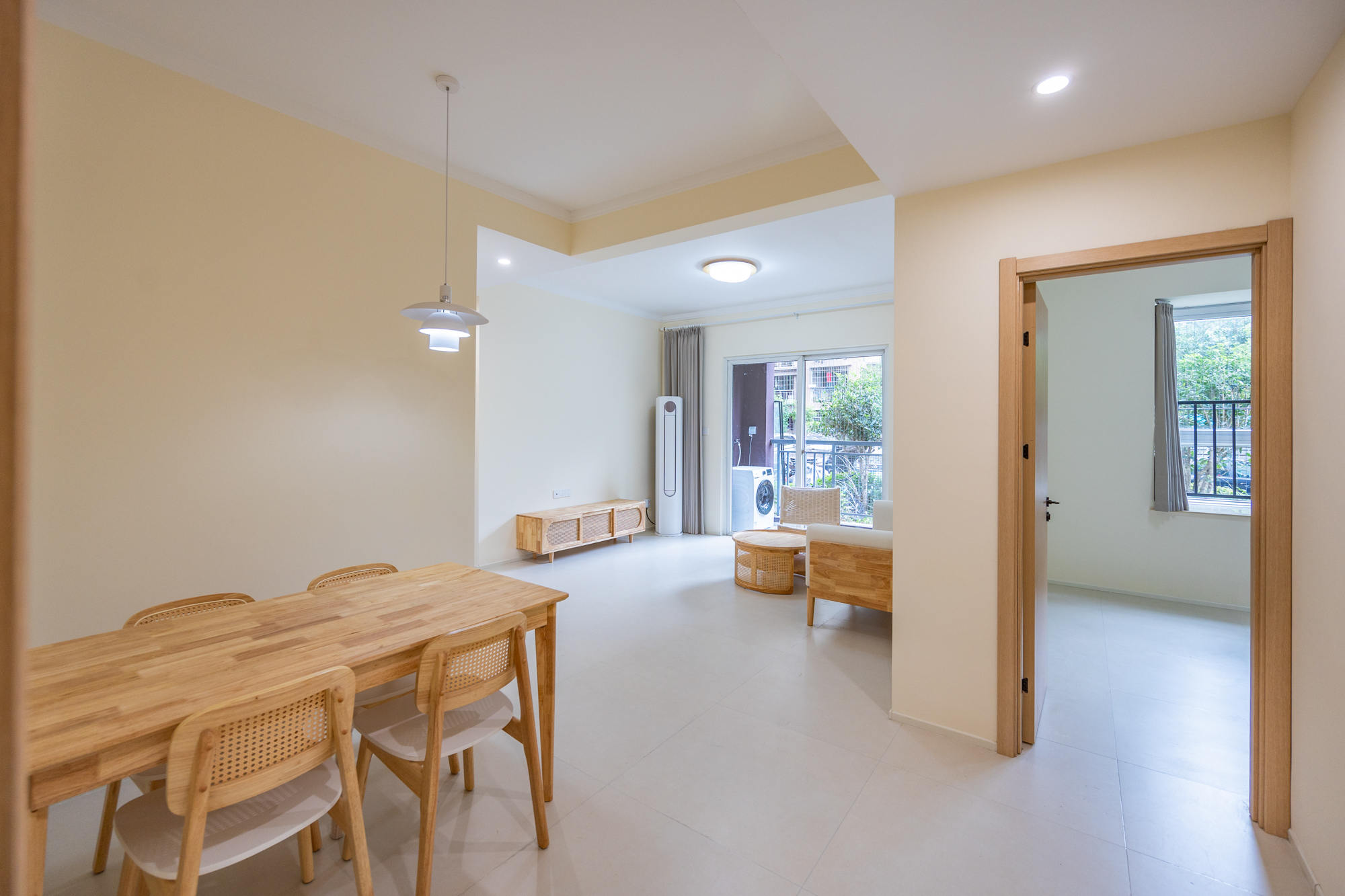 2室2厅1厨1卫2阳 · 官路小区