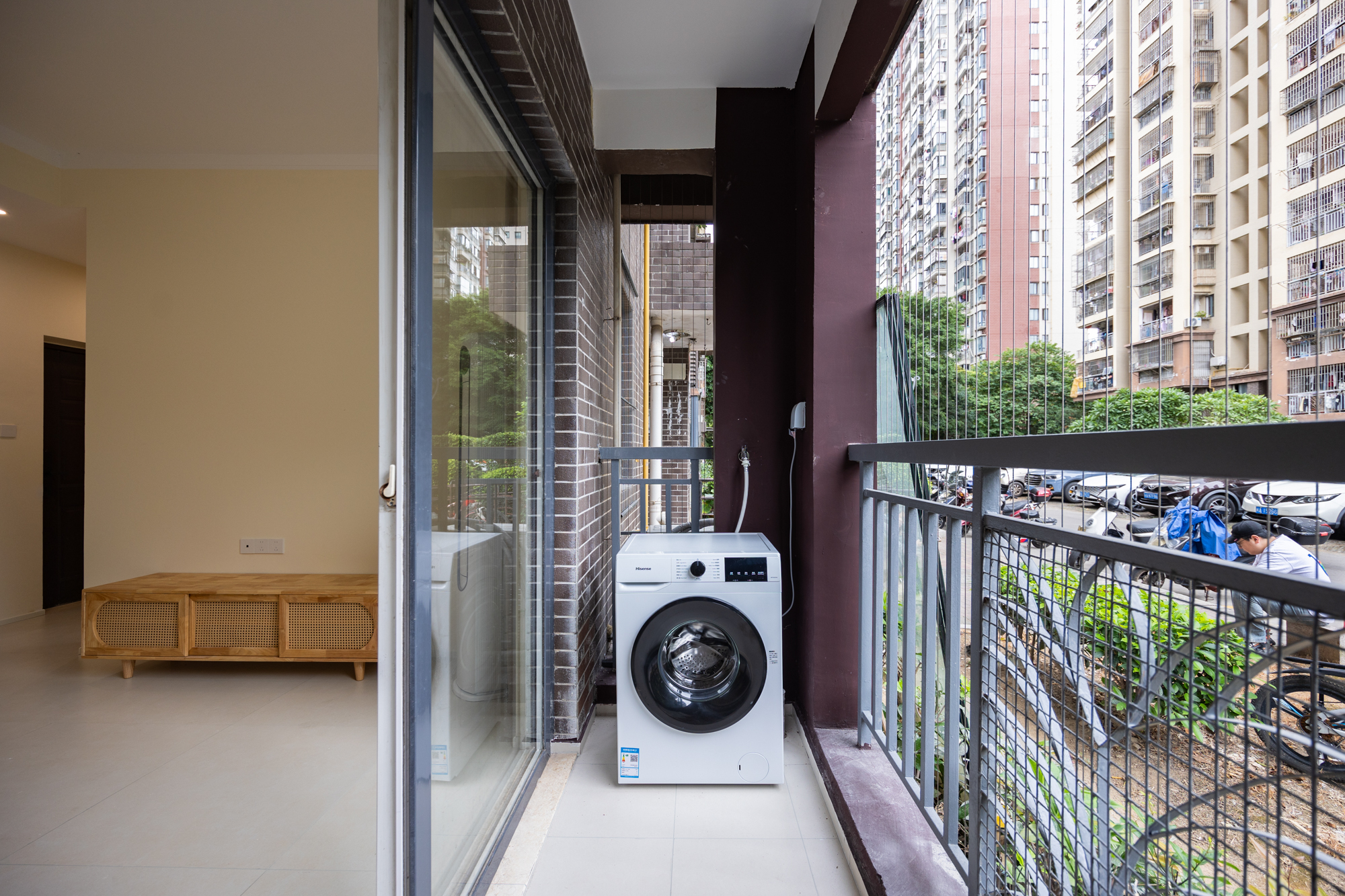 2室2厅1厨1卫2阳 · 官路小区