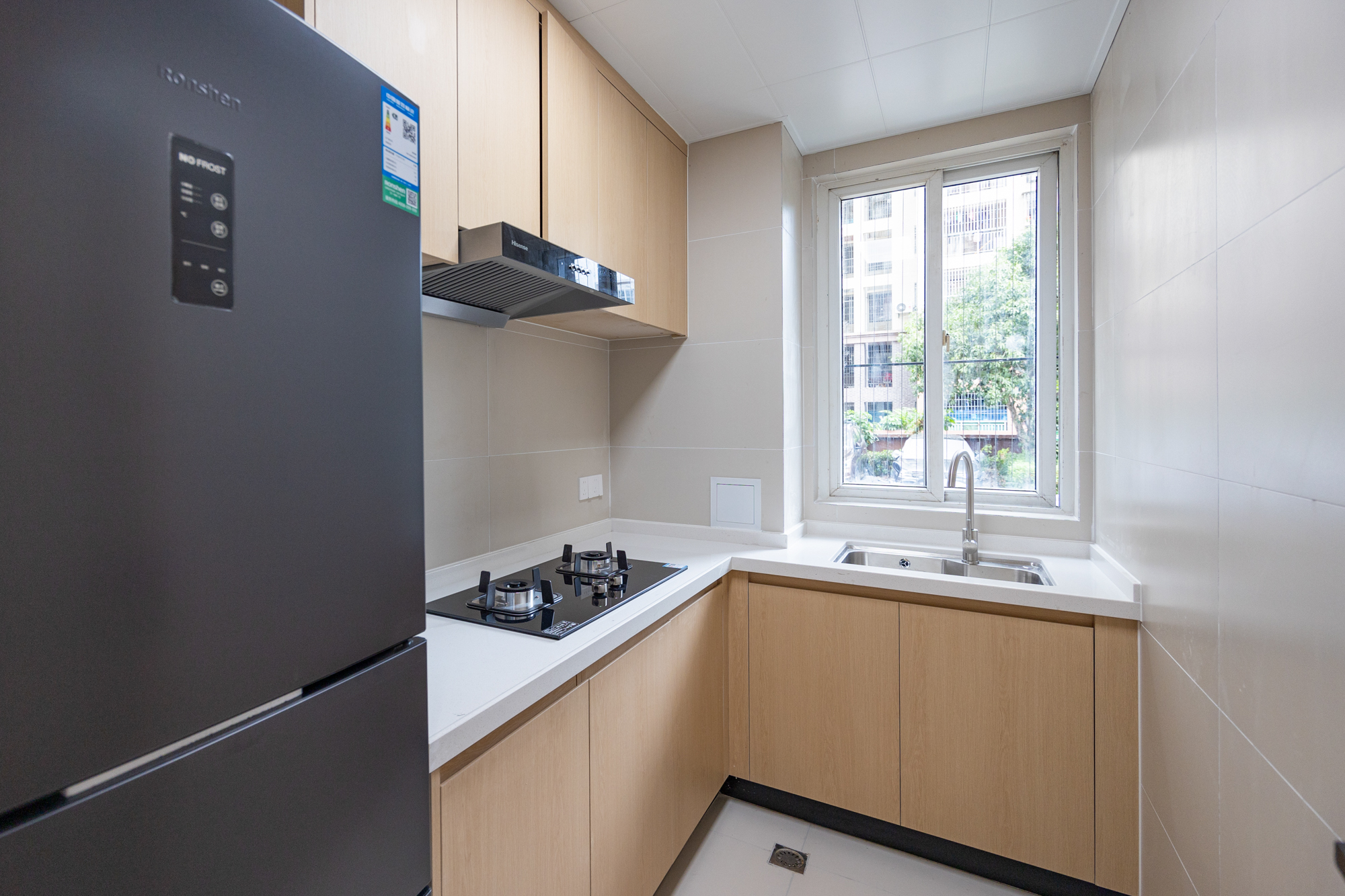 2室2厅1厨1卫2阳 · 官路小区