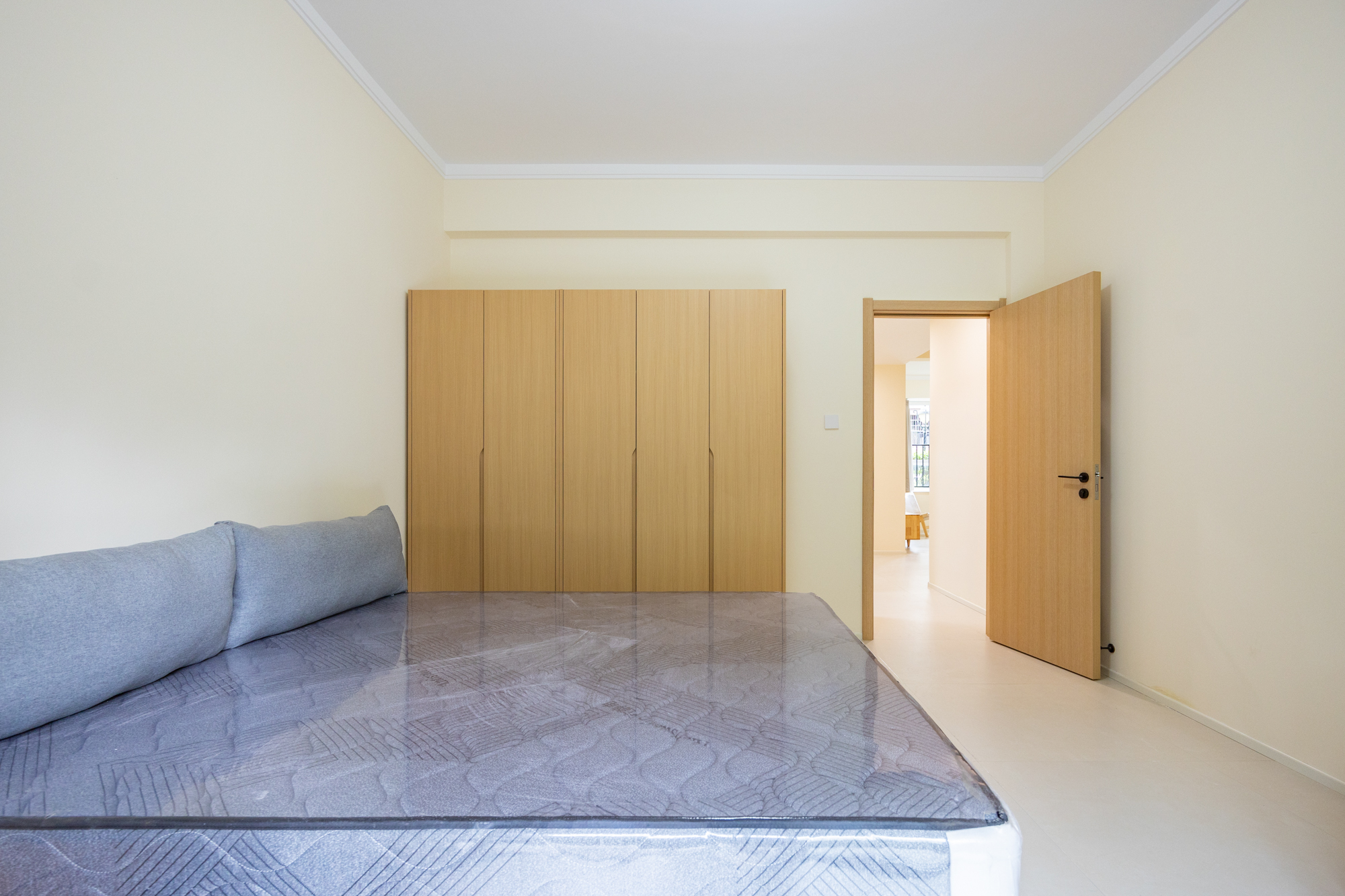 3室2厅1厨1卫1阳 · 官路小区