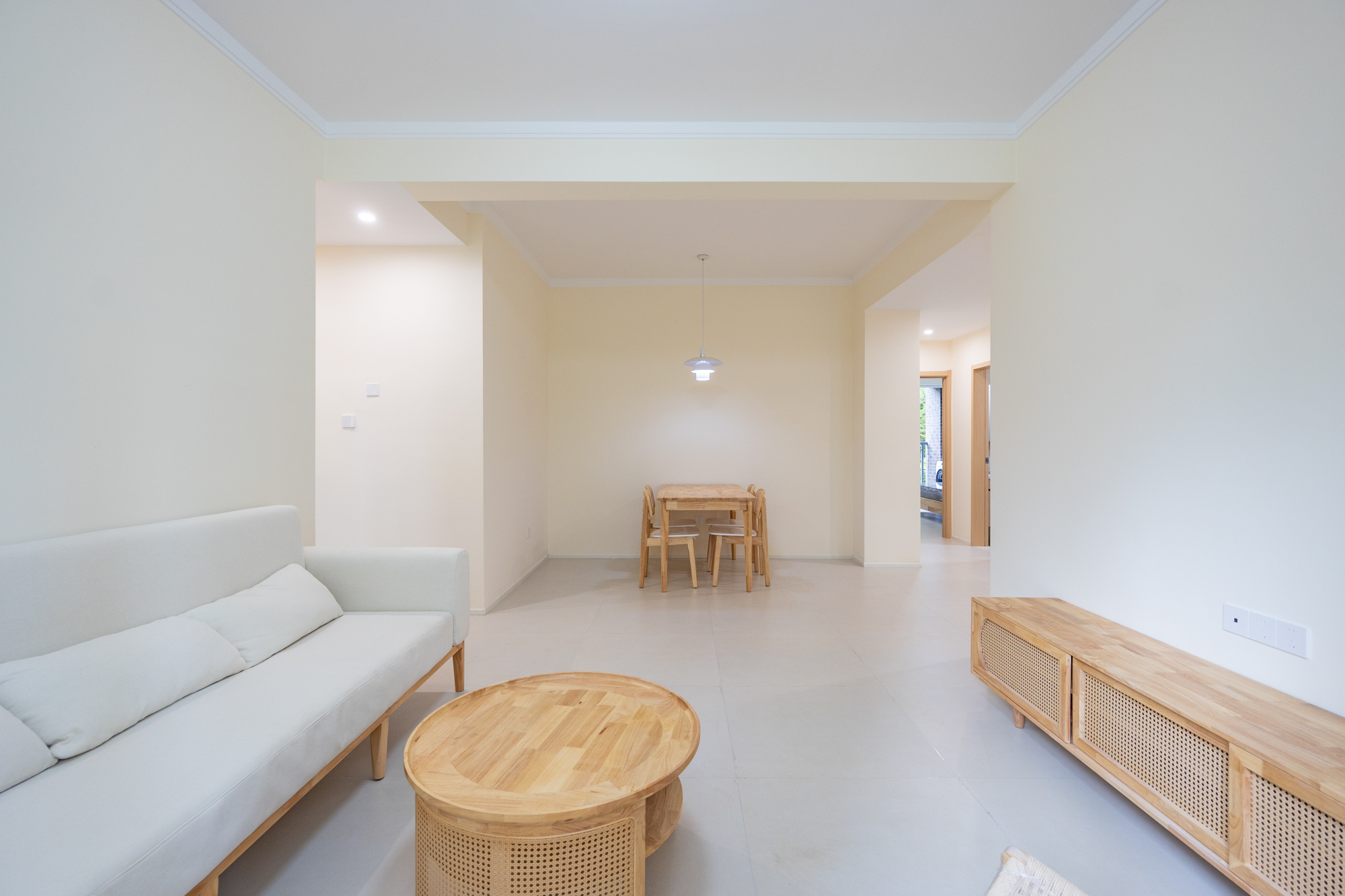 3室2厅1厨1卫1阳 · 官路小区