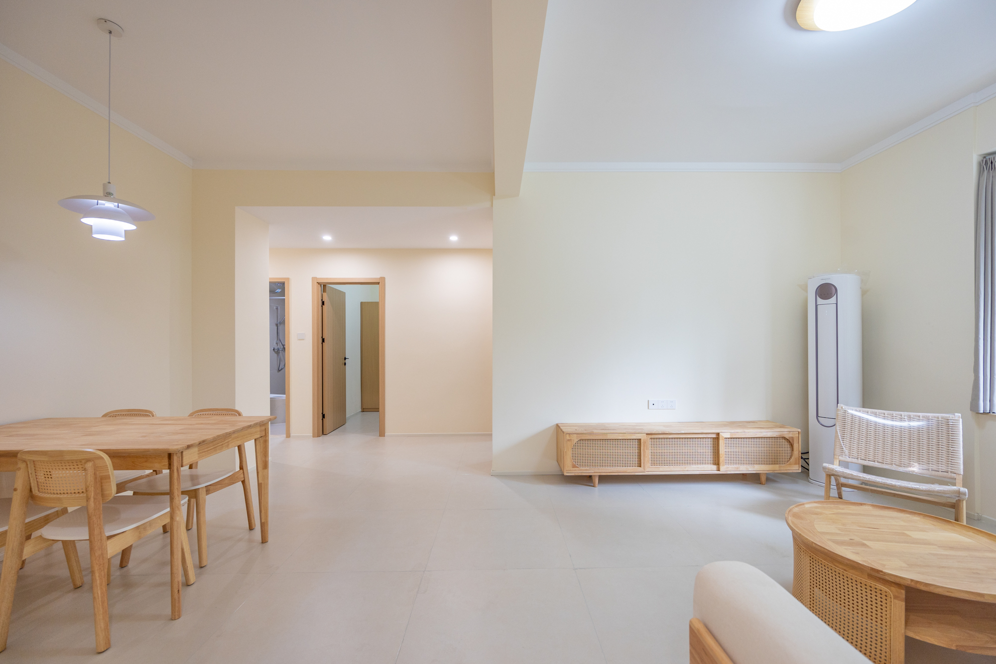 3室2厅1厨1卫1阳 · 官路小区