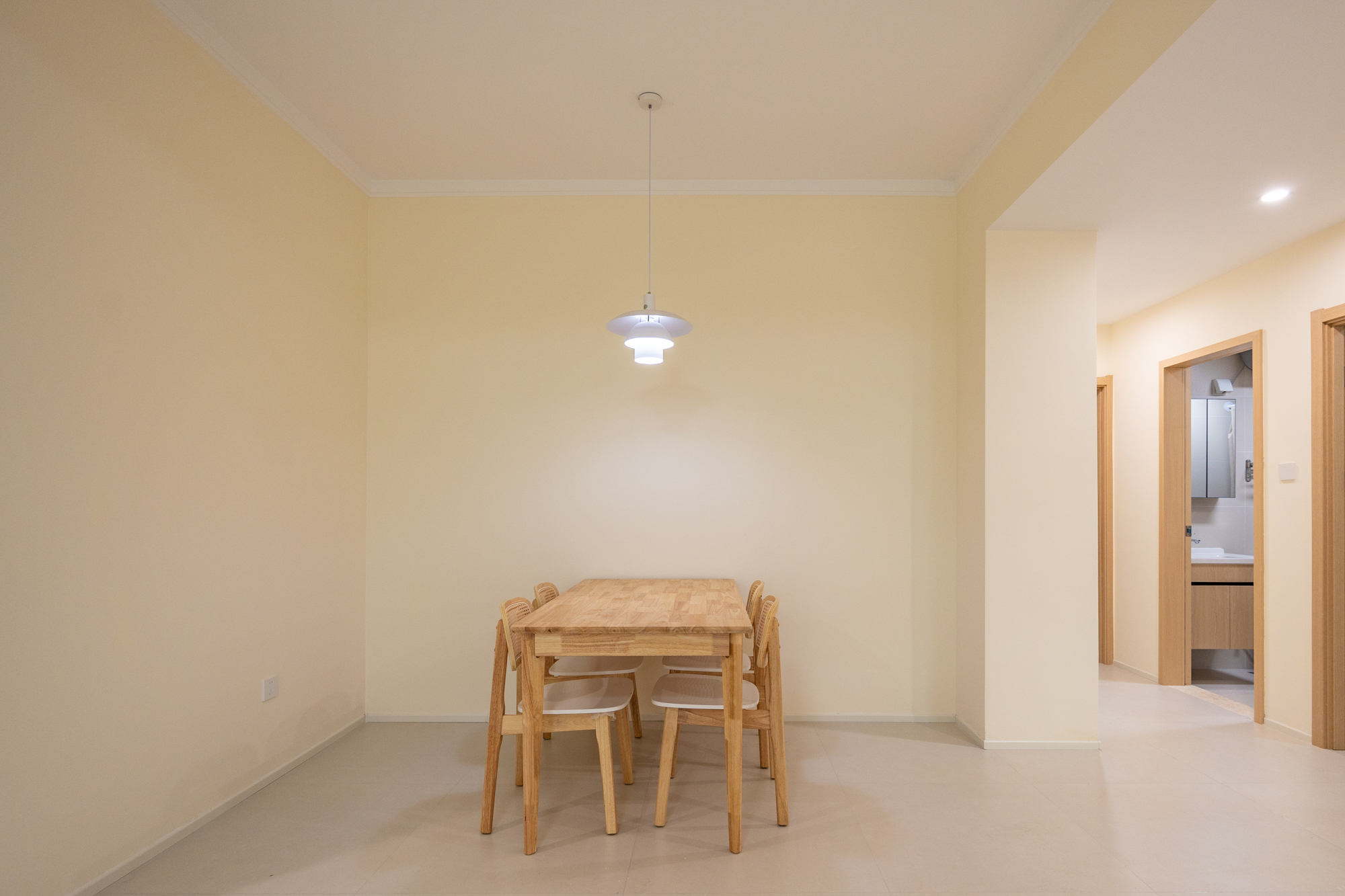 3室2厅1厨1卫1阳 · 官路小区