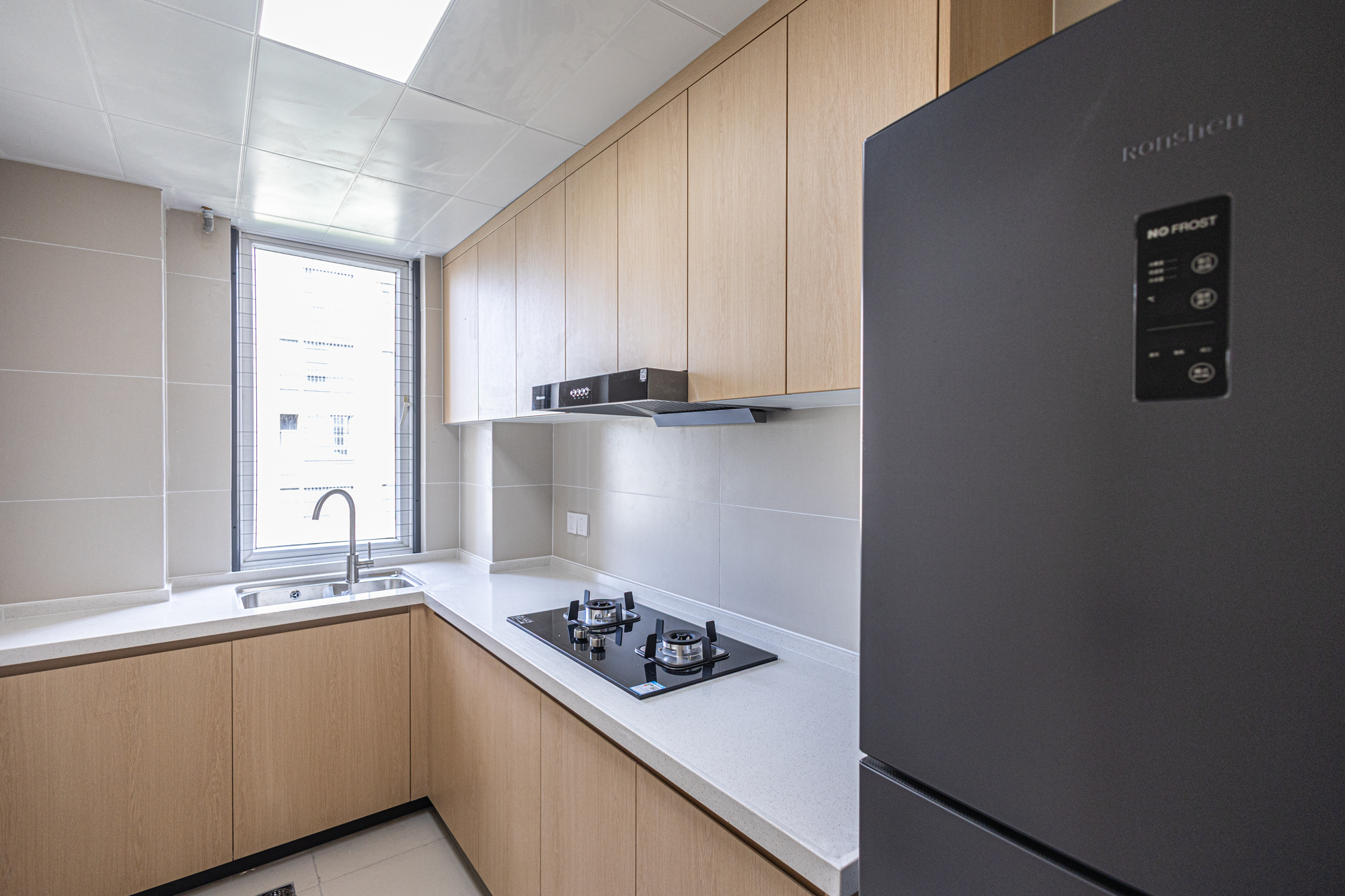 3室2厅2阳1厨2卫 · 黄山新城