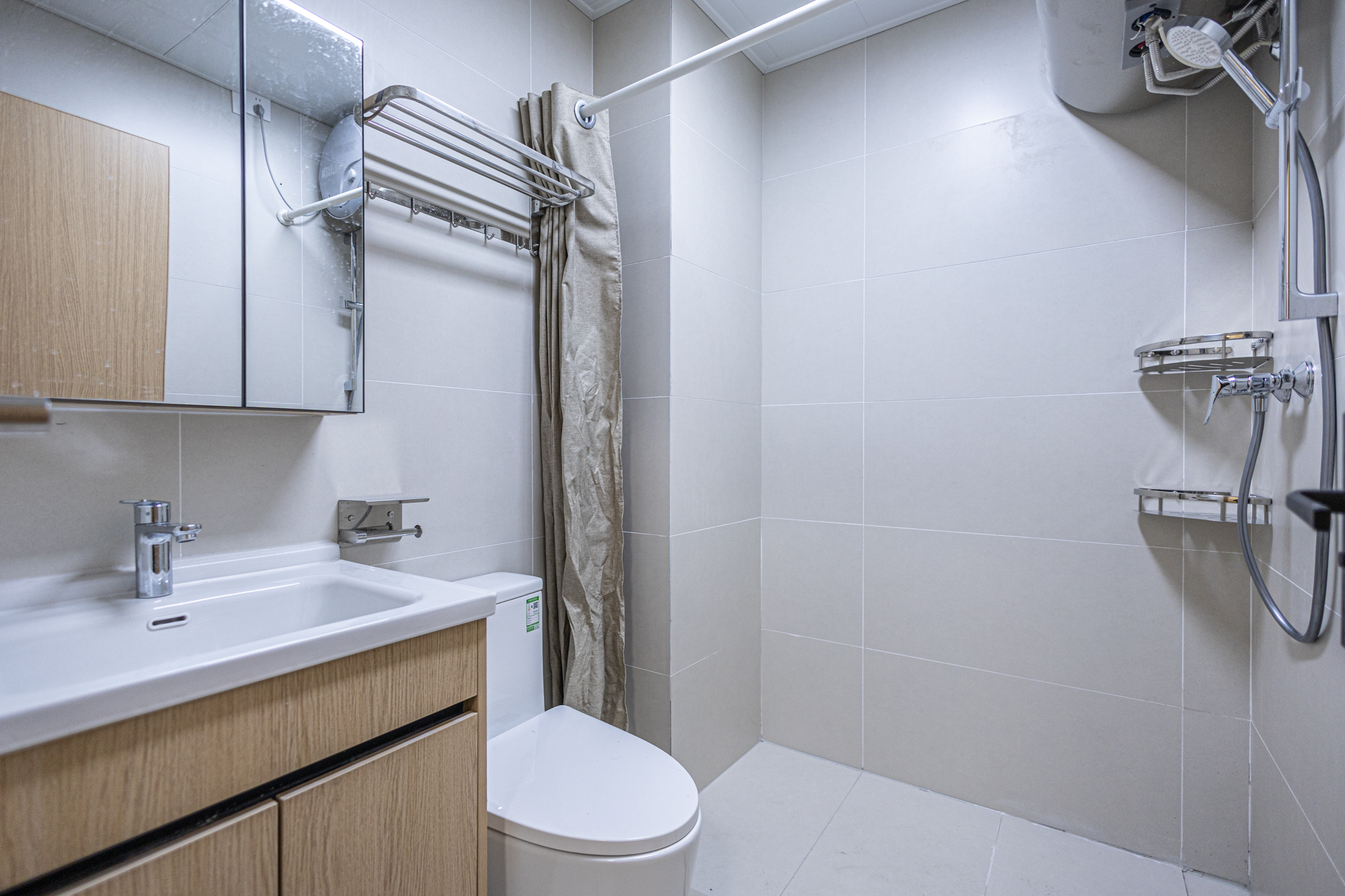 3室2厅1阳1厨1卫 · 联建新苑