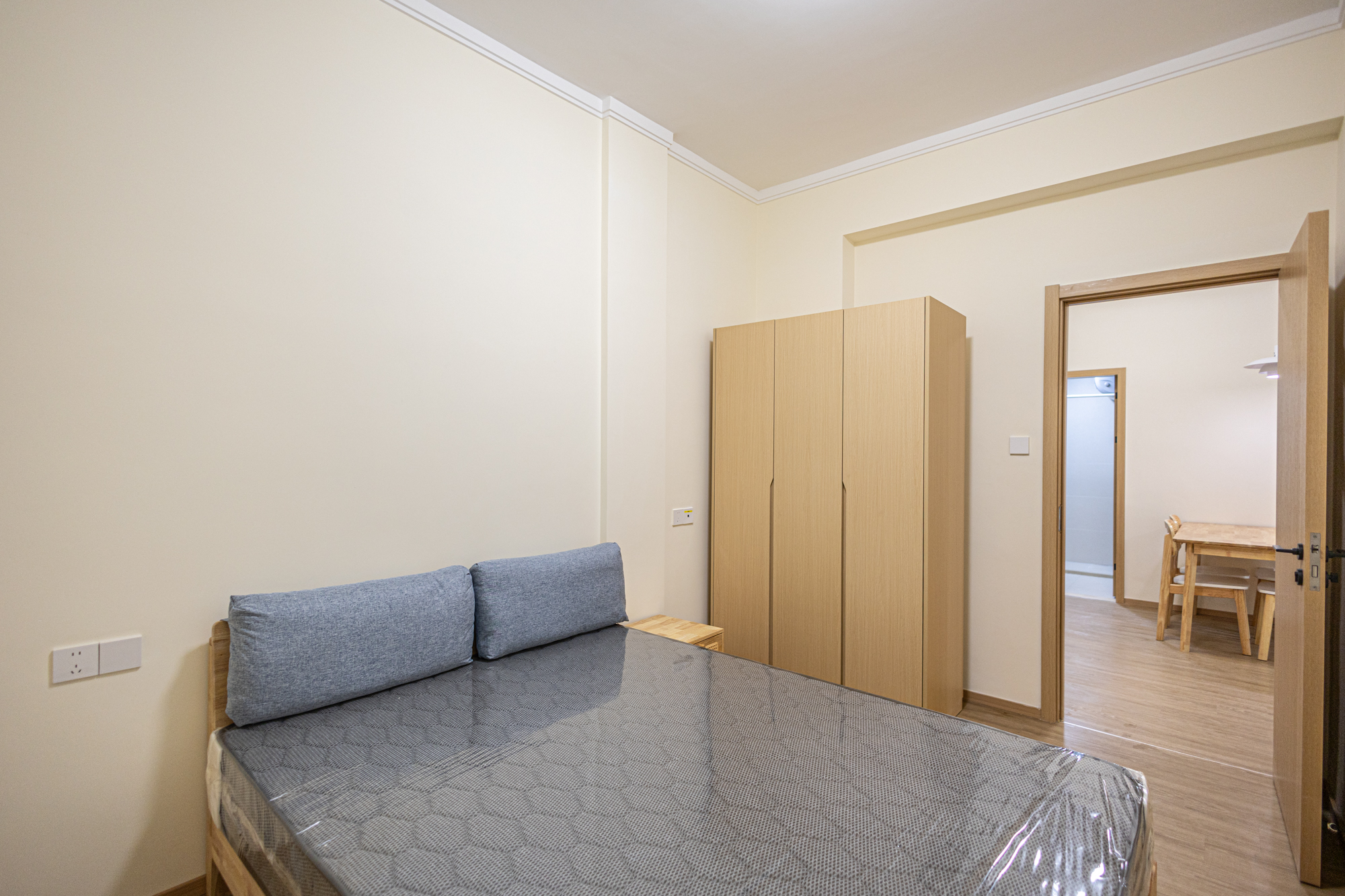 3室2厅1阳1厨1卫 · 联建新苑