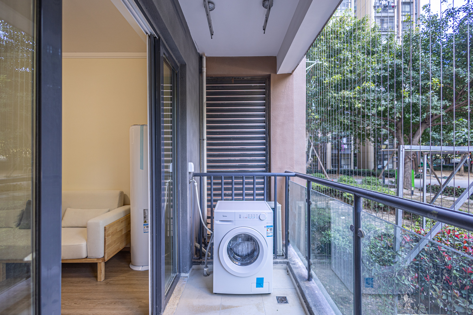 3室2厅1阳1厨1卫 · 联建新苑