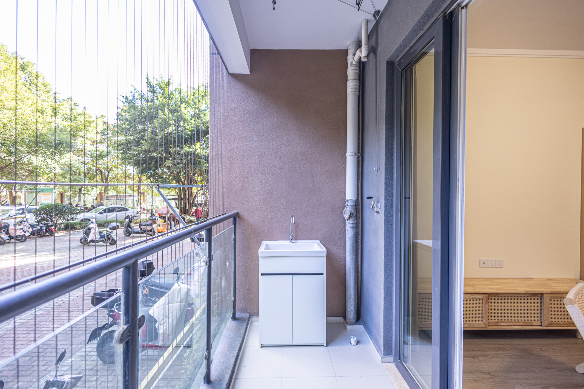 3室2厅1阳1厨1卫 · 联建新苑