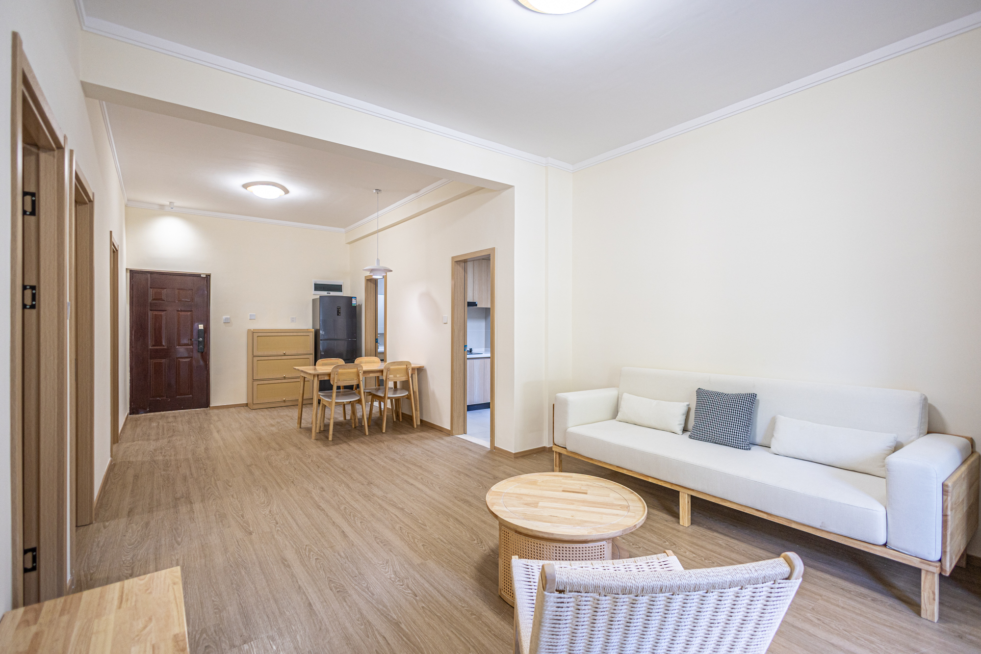 3室2厅1阳1厨1卫 · 联建新苑