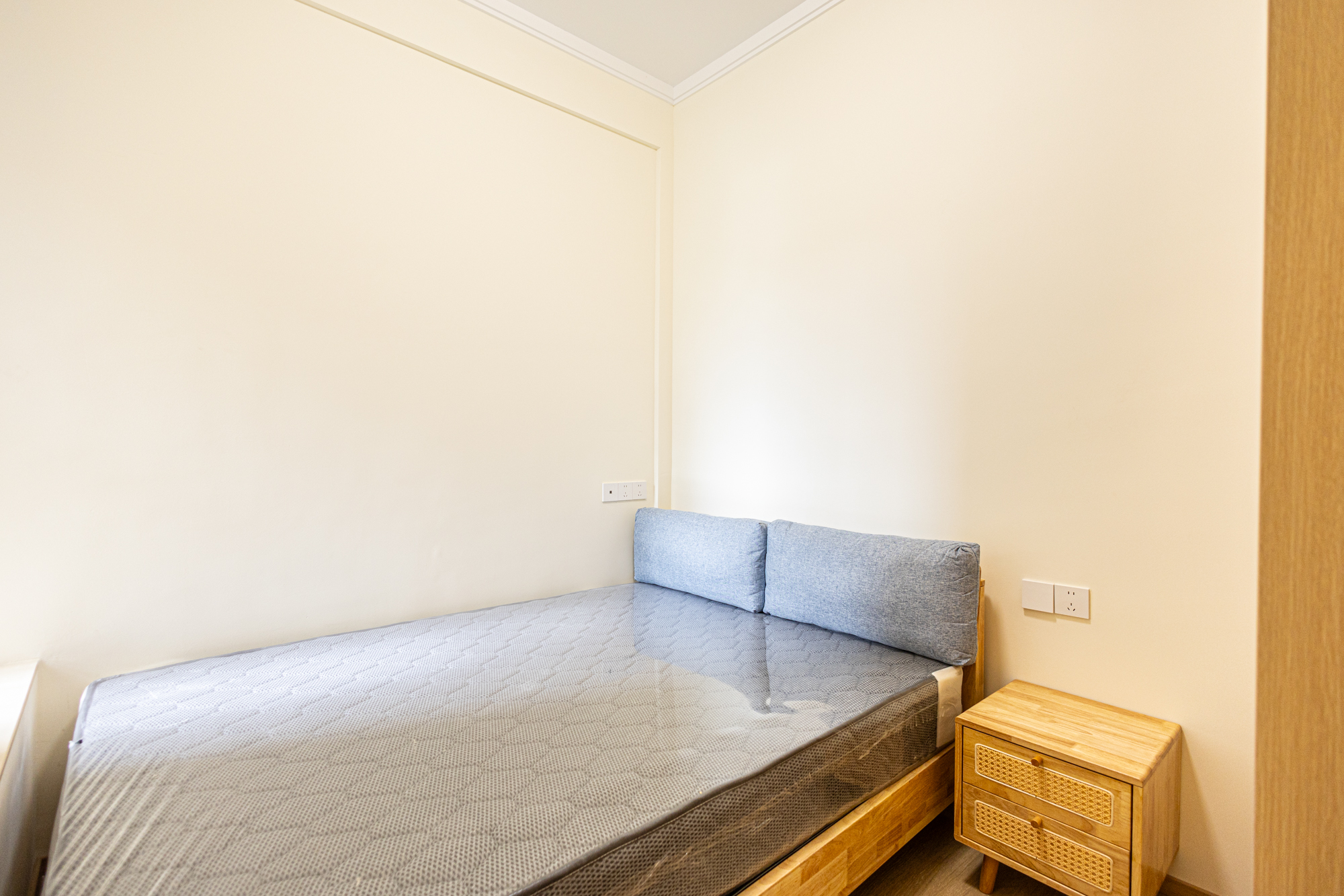 3室2厅2阳1厨1卫 · 联建新苑