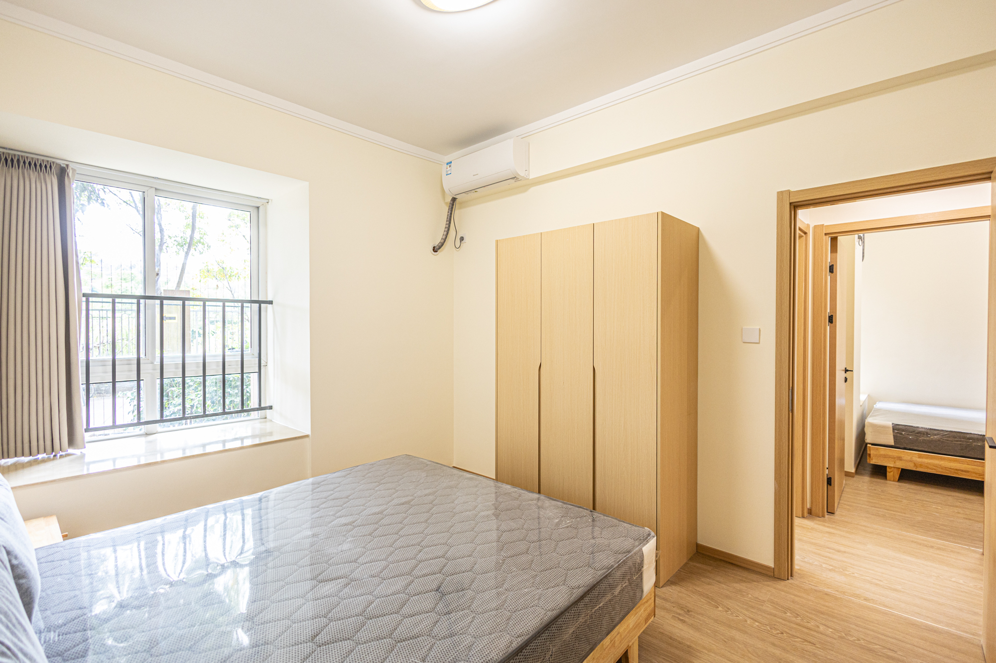 3室2厅2阳1厨1卫 · 联建新苑