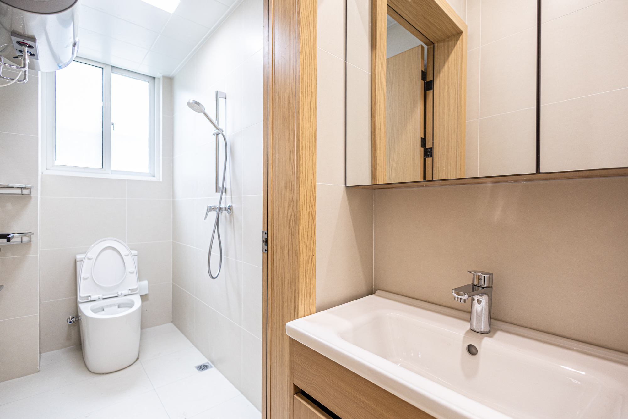 3室2厅2阳1厨1卫 · 联建新苑