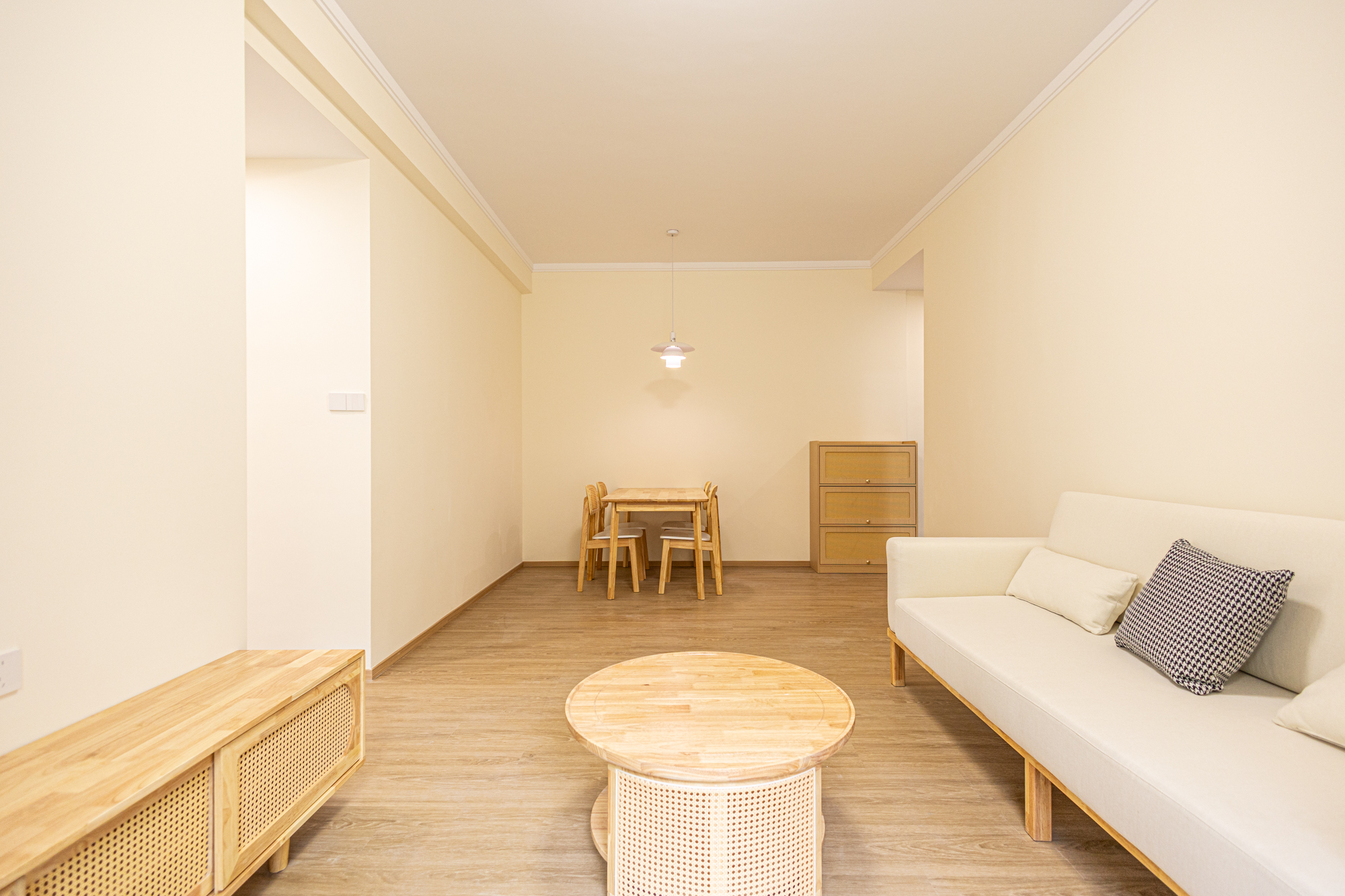 3室2厅2阳1厨1卫 · 联建新苑