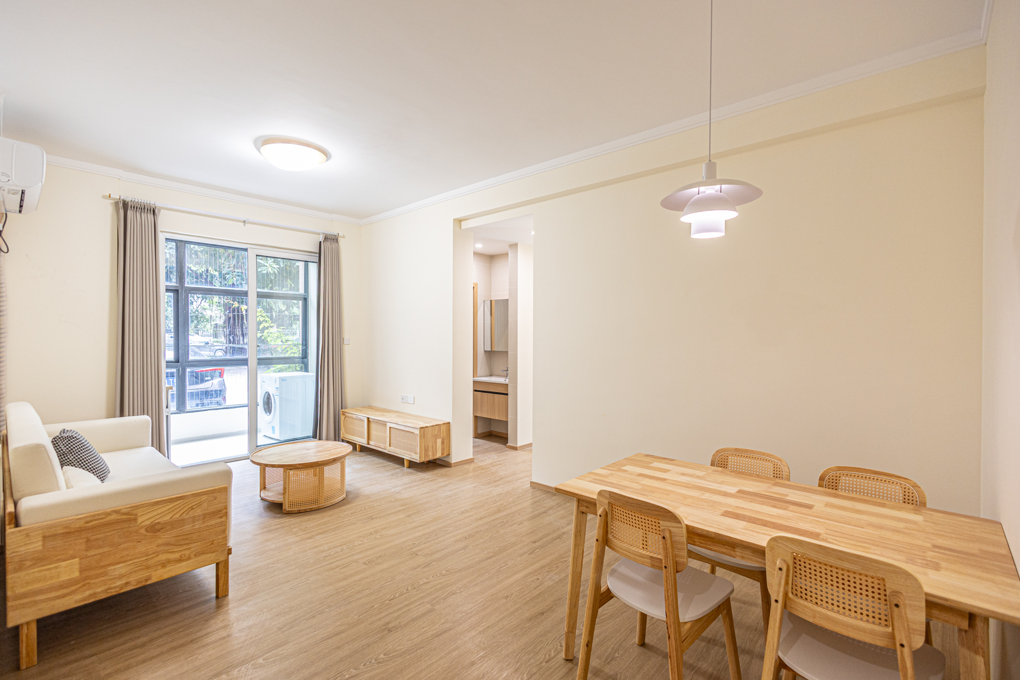 3室2厅2阳1厨1卫 · 联建新苑