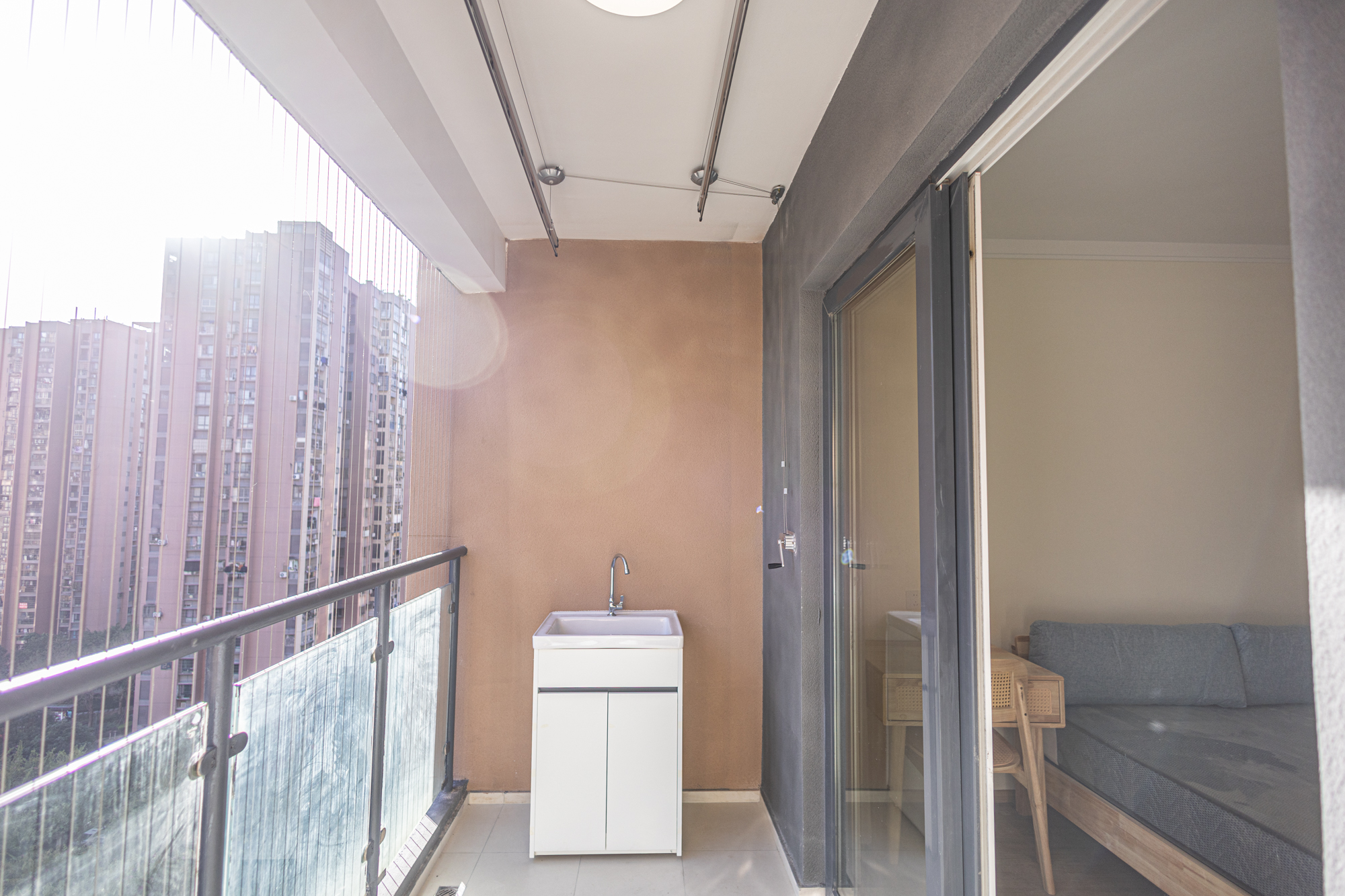 3室2厅1阳1厨2卫 · 联建新苑