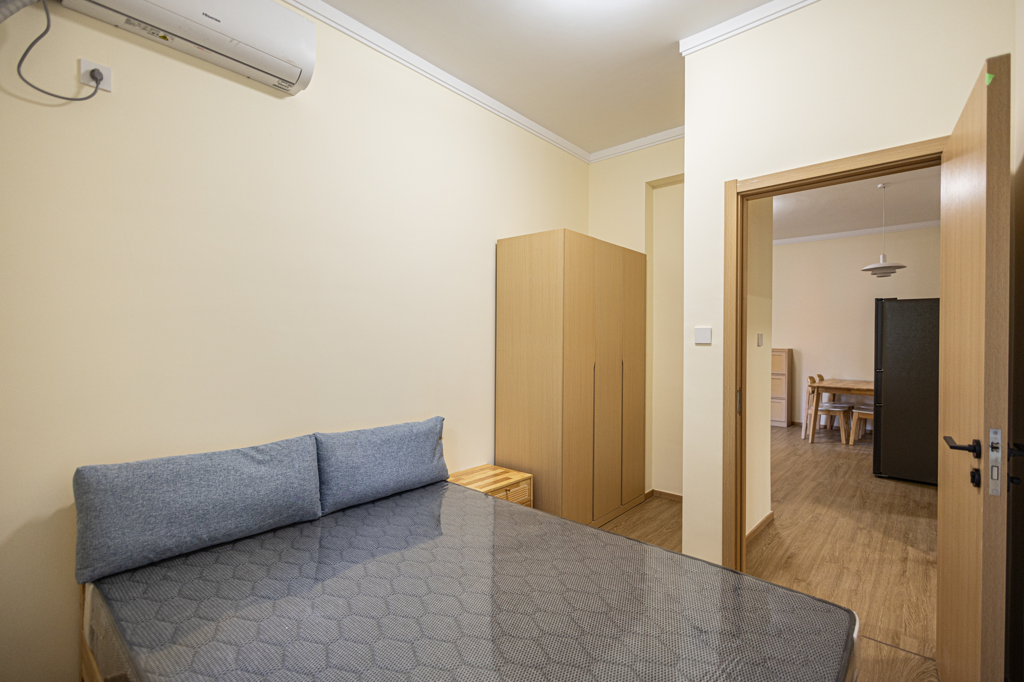 3室2厅2阳1厨2卫 · 联建新苑