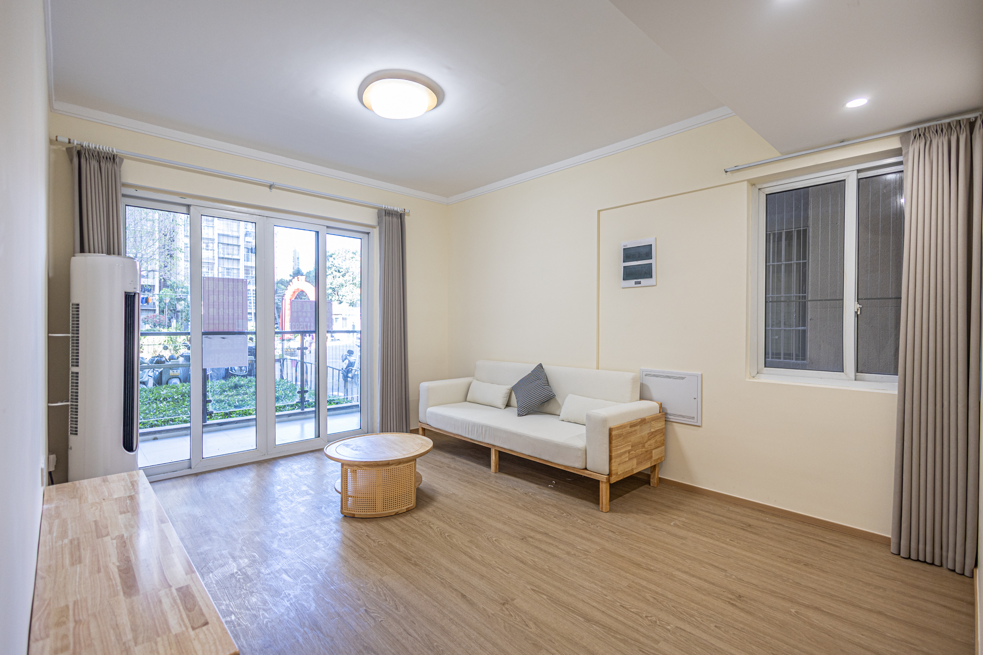 3室2厅2阳1厨2卫 · 联建新苑