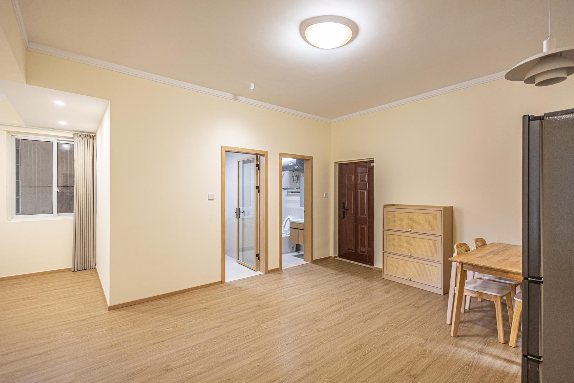 3室2厅2阳1厨2卫 · 联建新苑