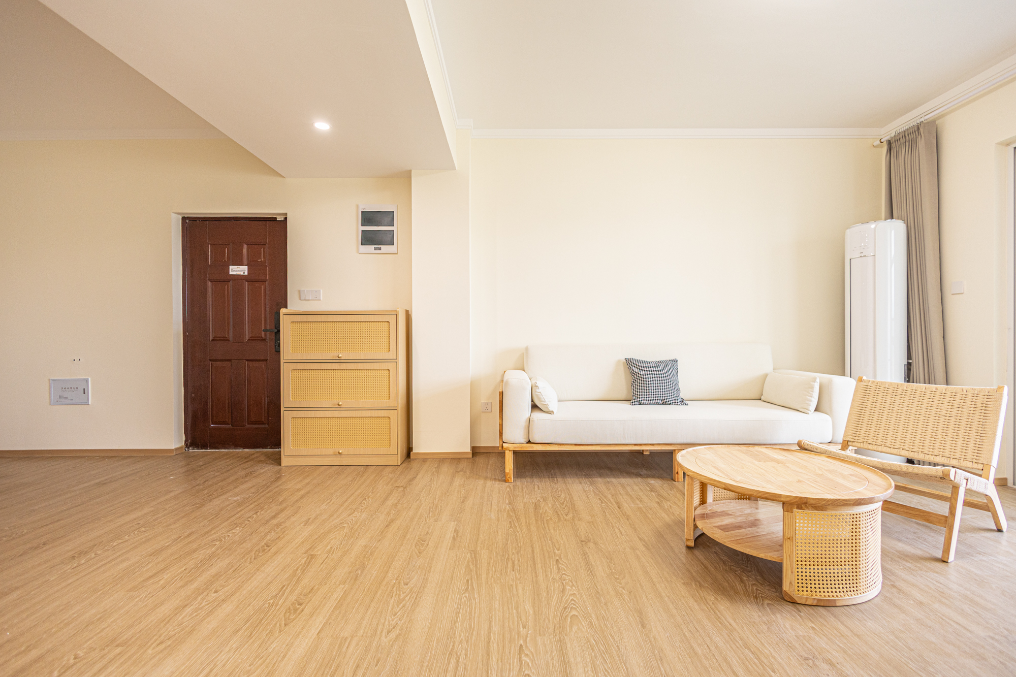 4室2厅2阳1厨2卫 · 联建新苑